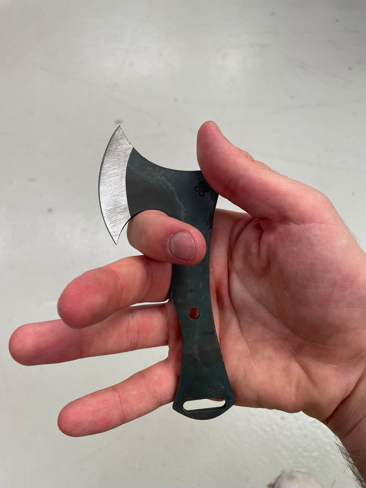 Tomahawk-retkikirves AEB-L Clover Blades