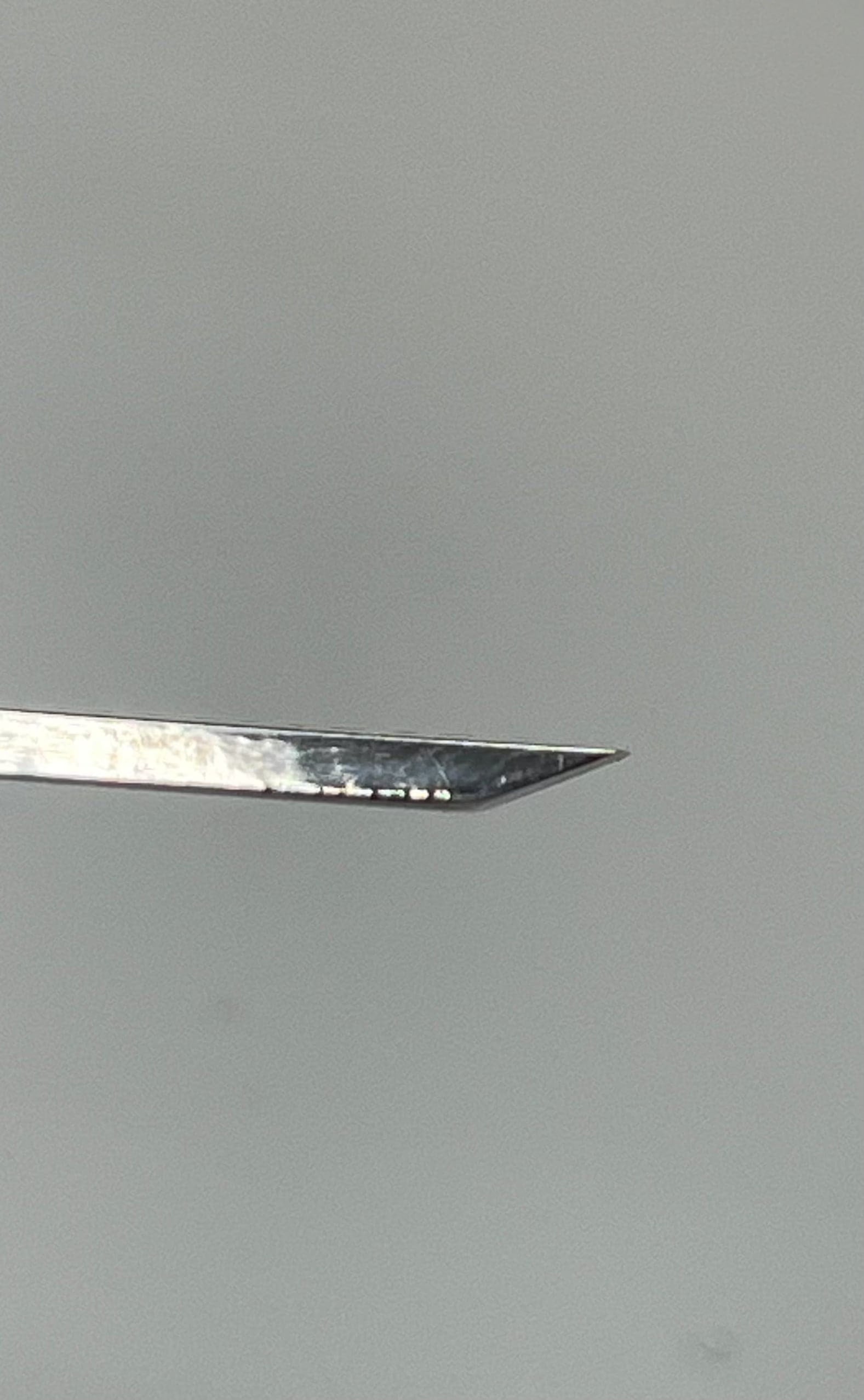 Puuntyöstötaltta 75x2 mm suora litteä taltta P1/02 pallokahvalla