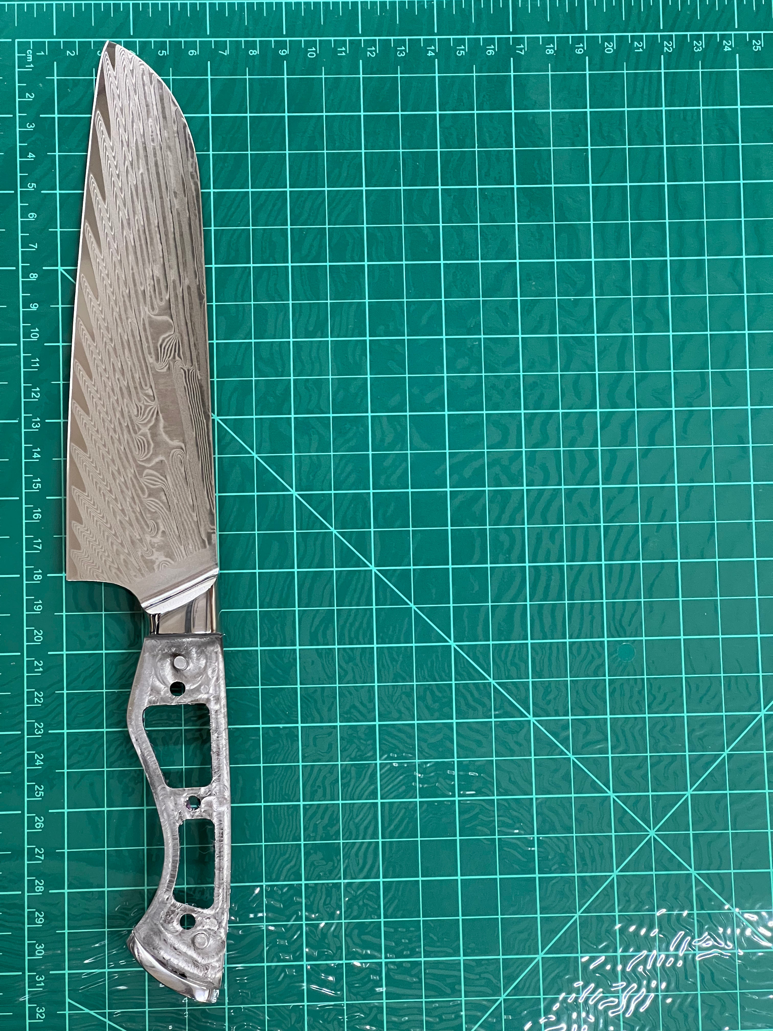 Santoku - VG10 Damask kokkiveitsi 8" fulltang kahvalla