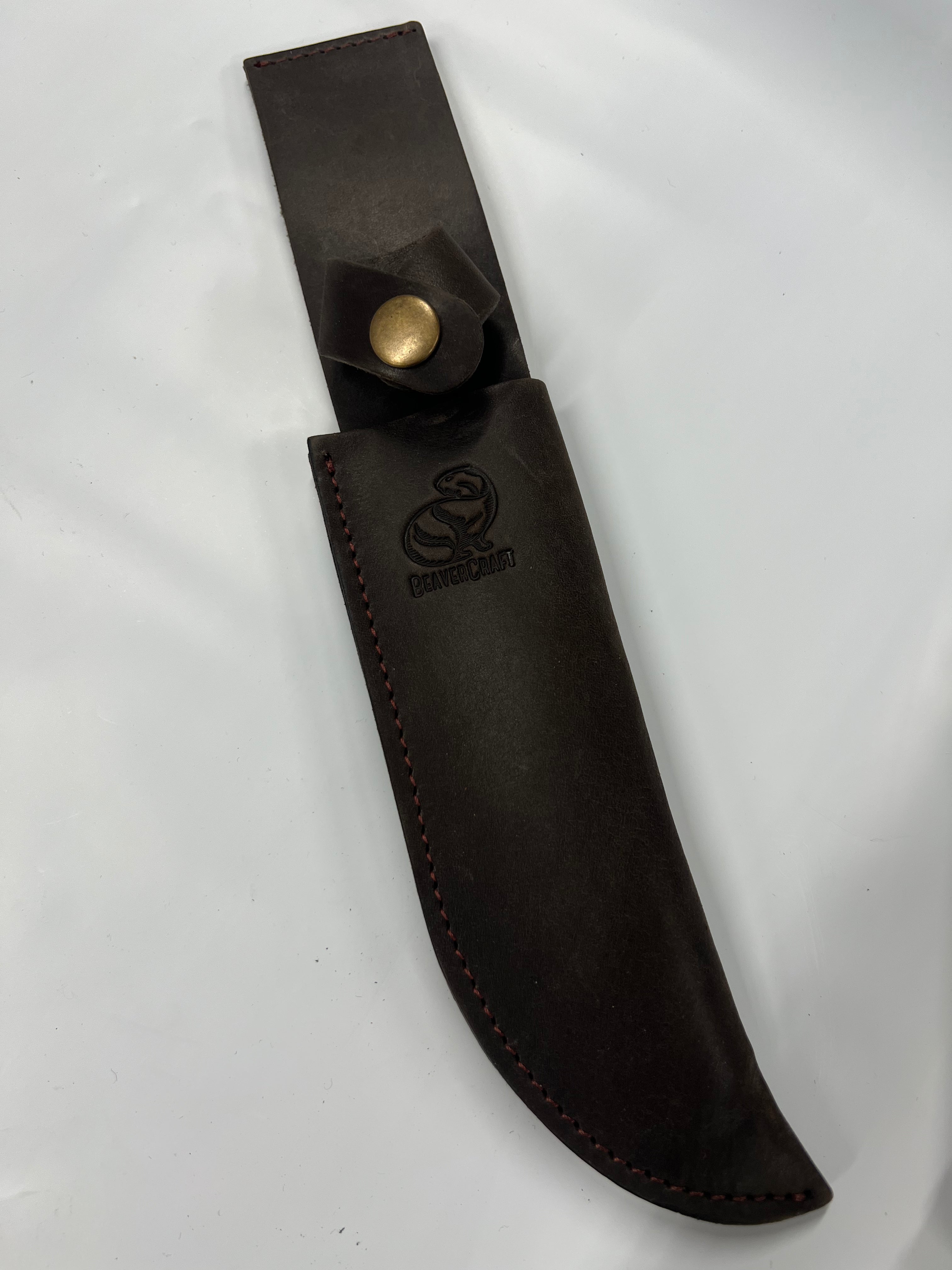 Ukrainalainen Bowie Tactical TLK1 -veitsi nahkatupella