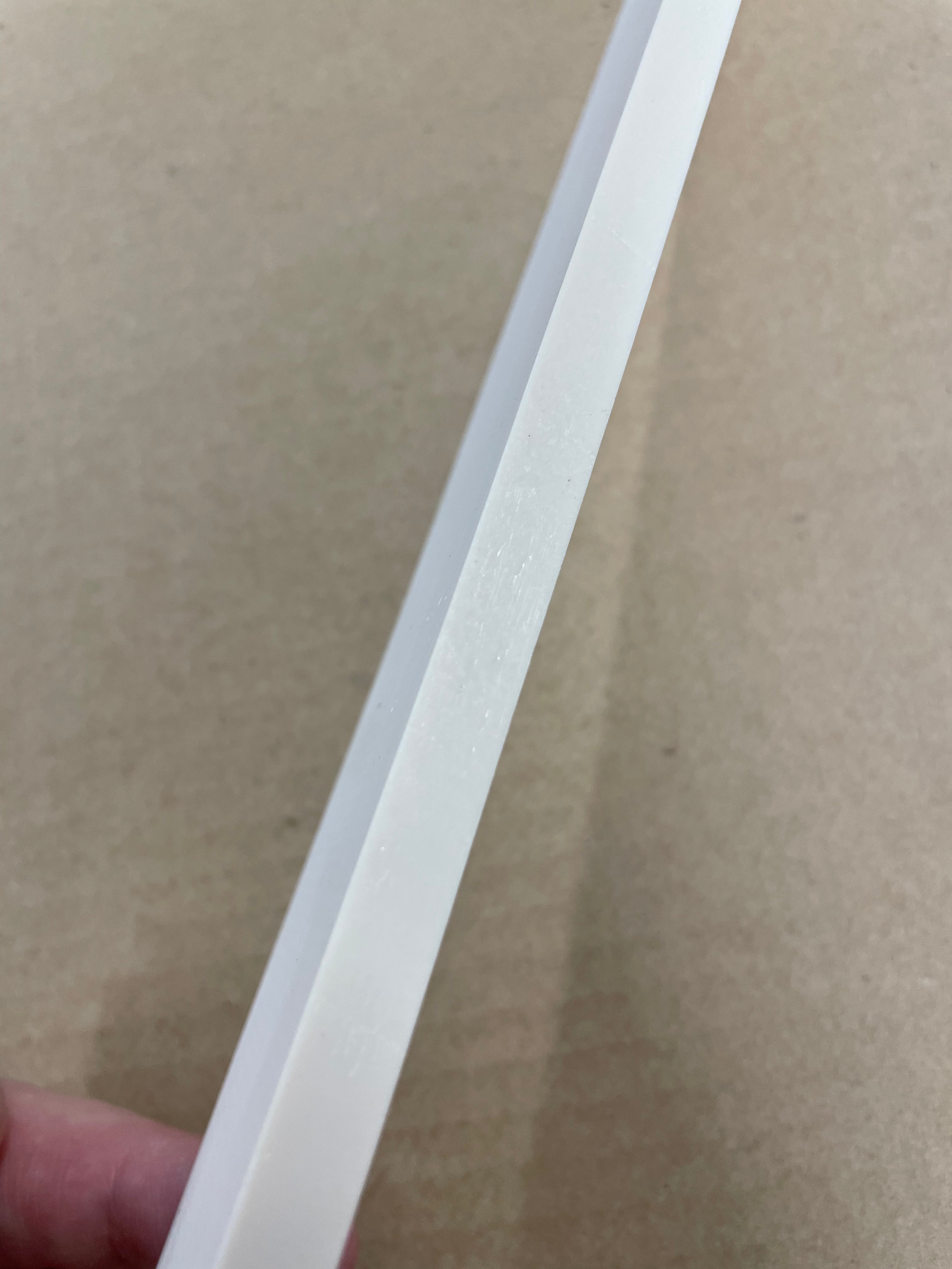 Elforyn - Norsunluunvärinen (Ivory) - Levy 8x50x305mm
