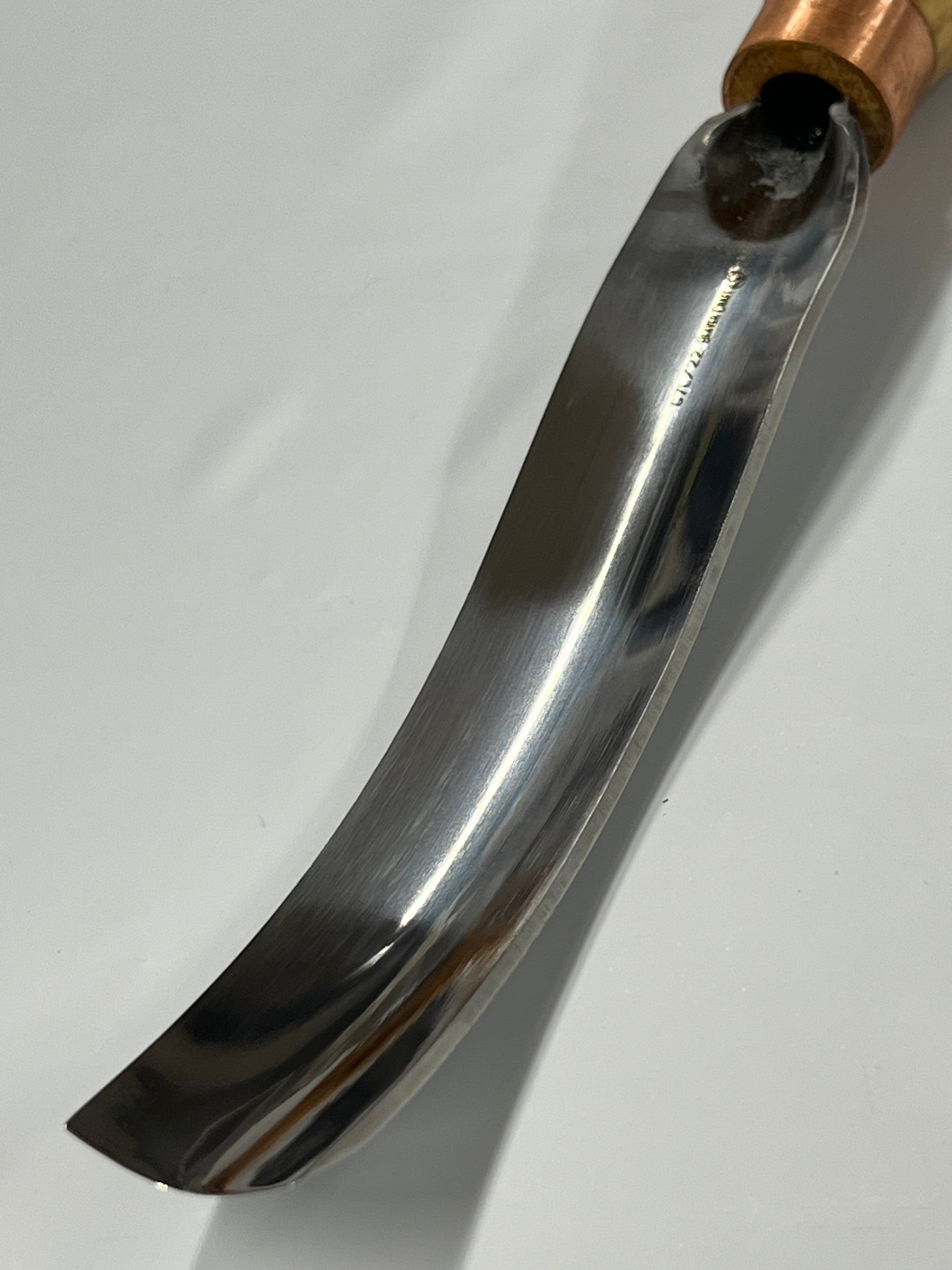 Puunveistotaltta 130x22mm kourutaltan kaareva malli