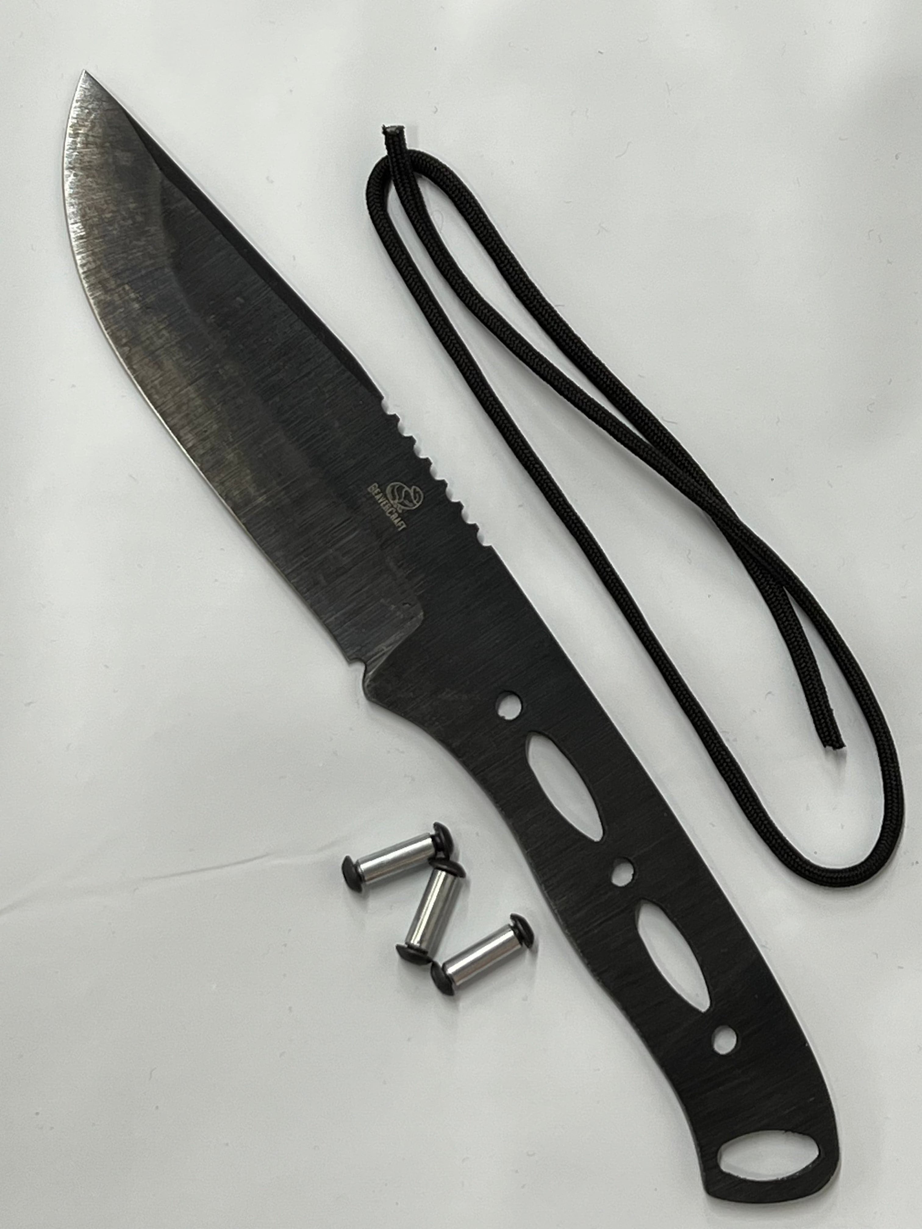 BSH4 Dusk-kit Bushcraft-puukonterä ruuveilla