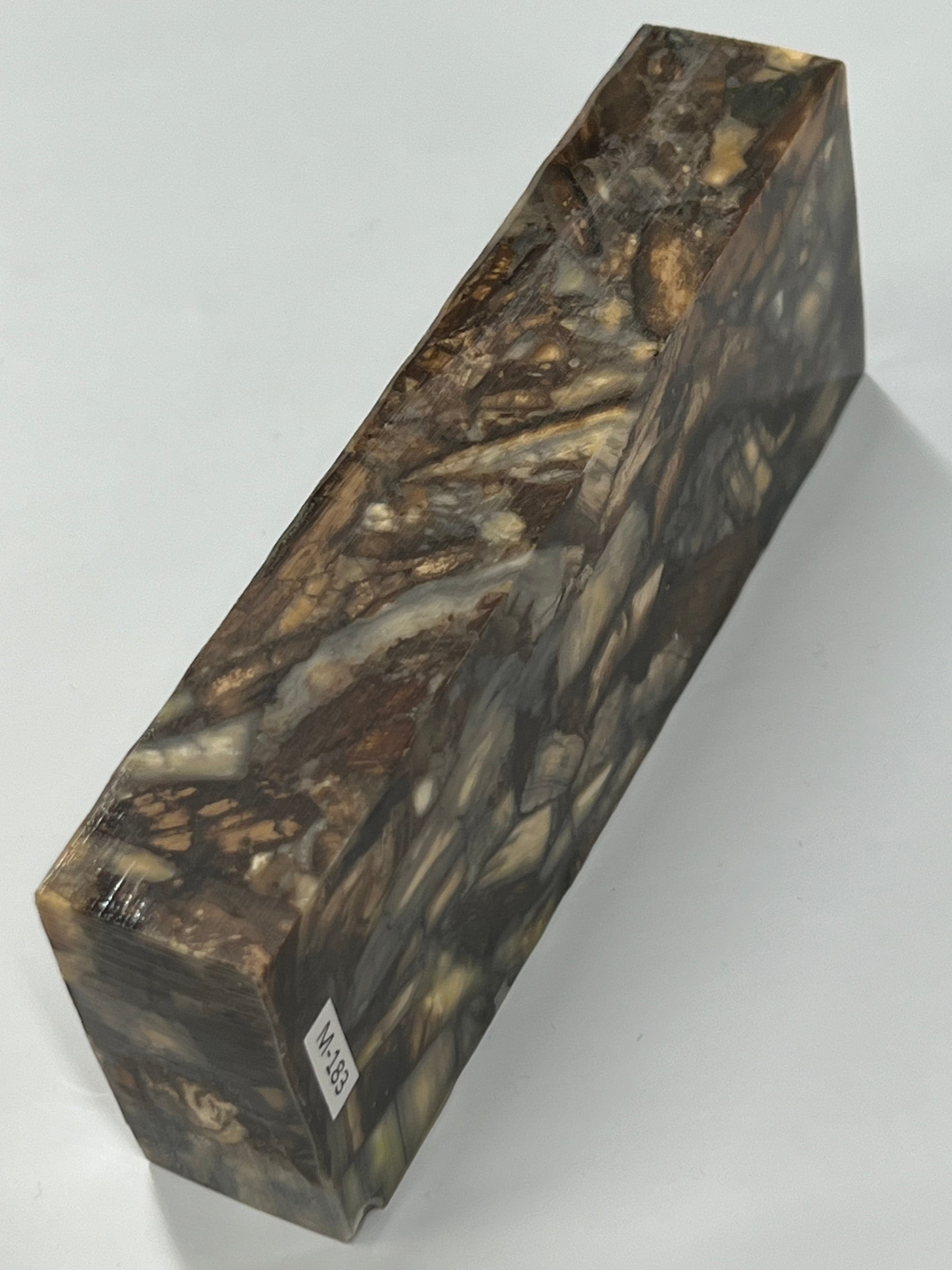 Mammutista valmistettu kahva-aihio M183 Fusion block