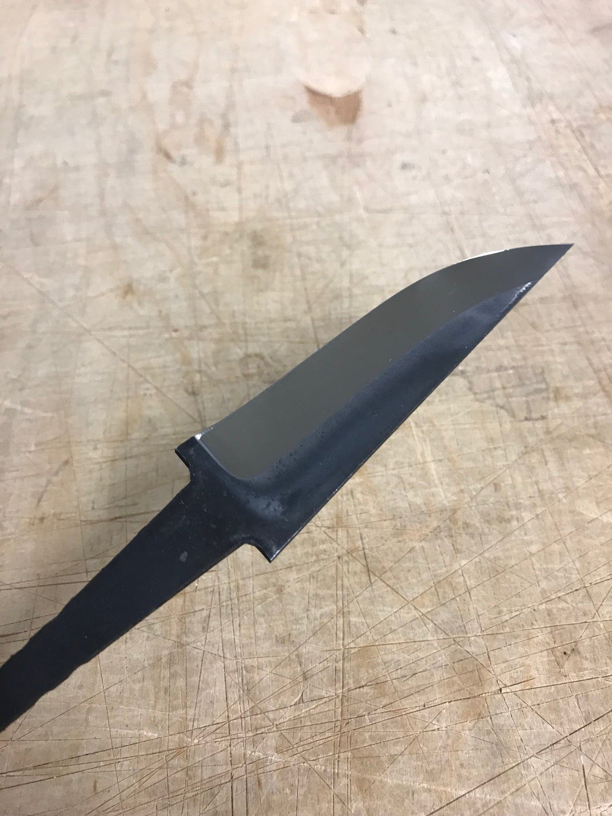 80 mm:n veitsenterä