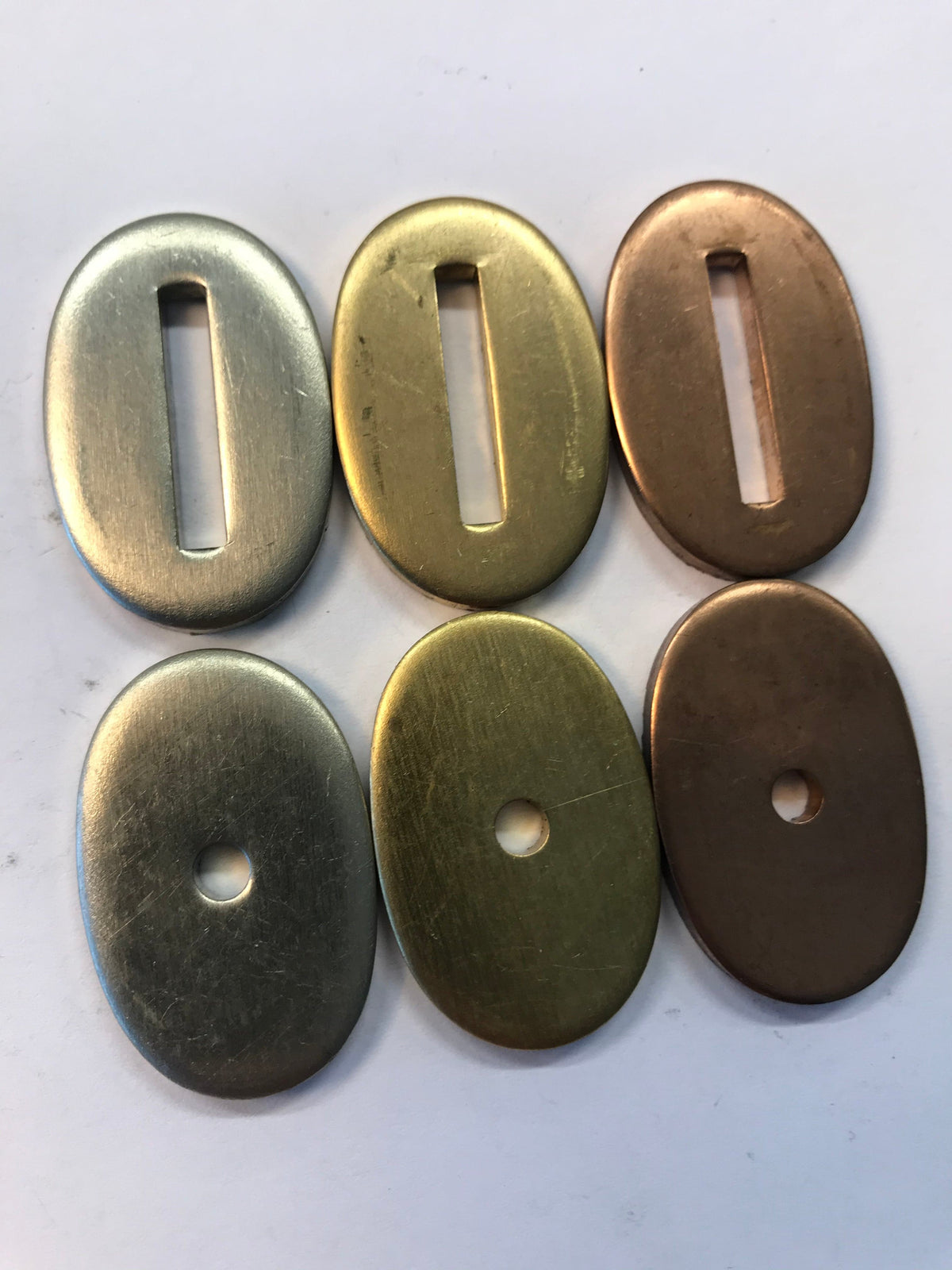 Holk tai päätylevy 21x32mm