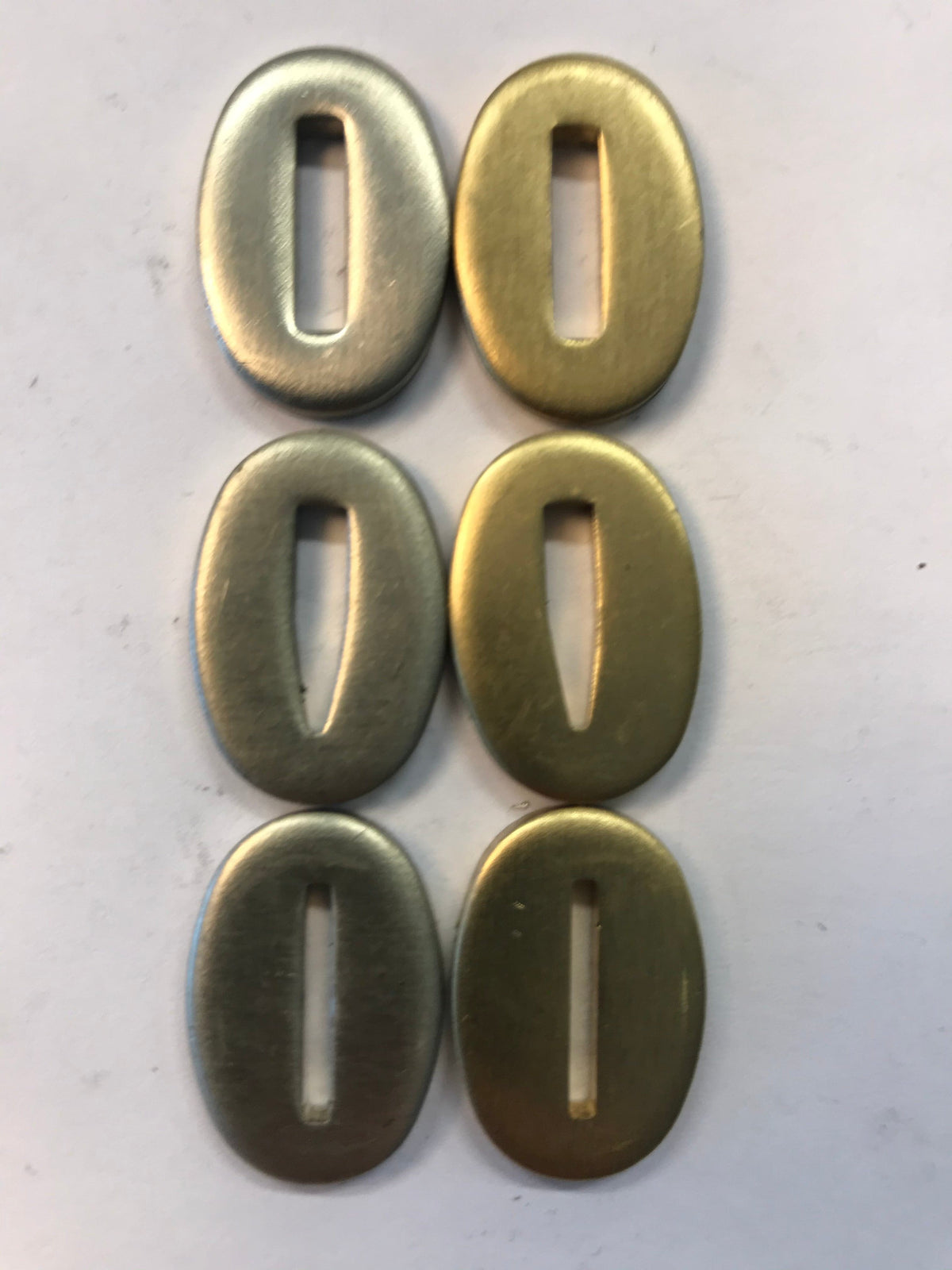 Helalevyt 16x24 mm