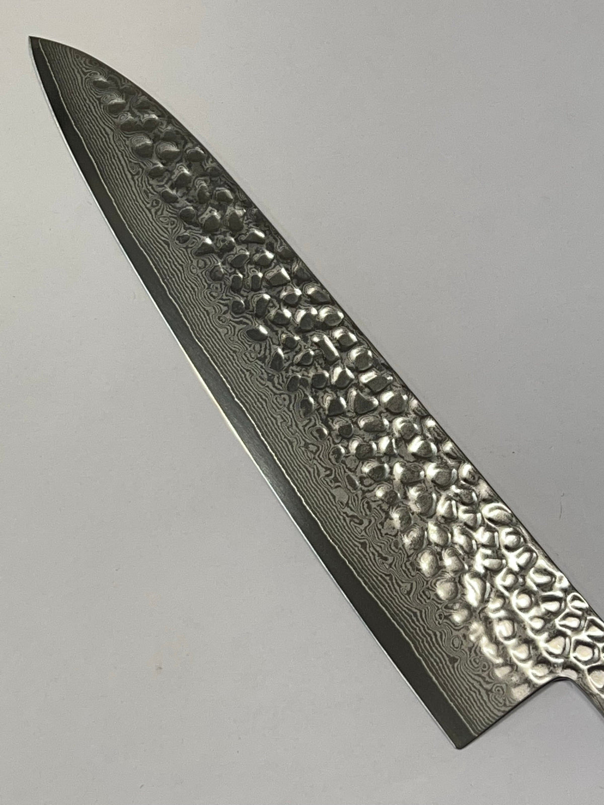 Gyuto 210 VG10 Damask japanilainen käsin taottu veitsenterä