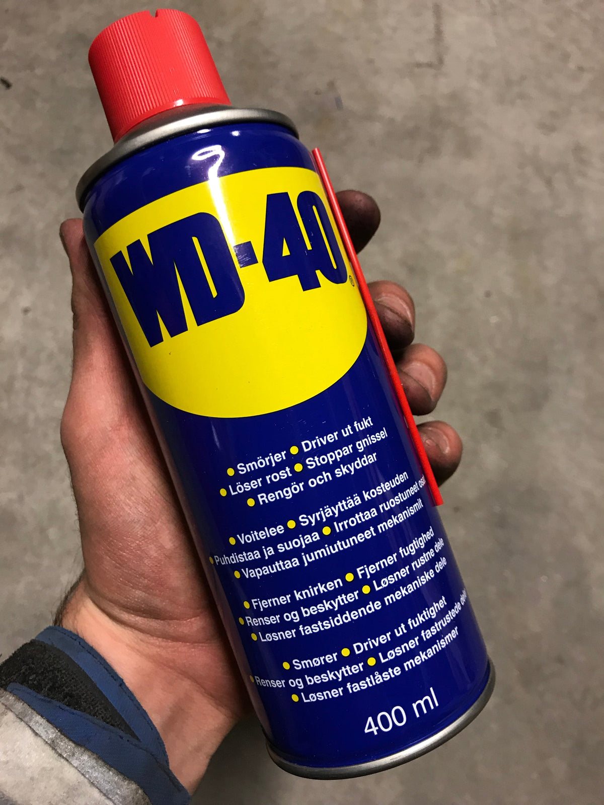 WD-40 monitoimiaine