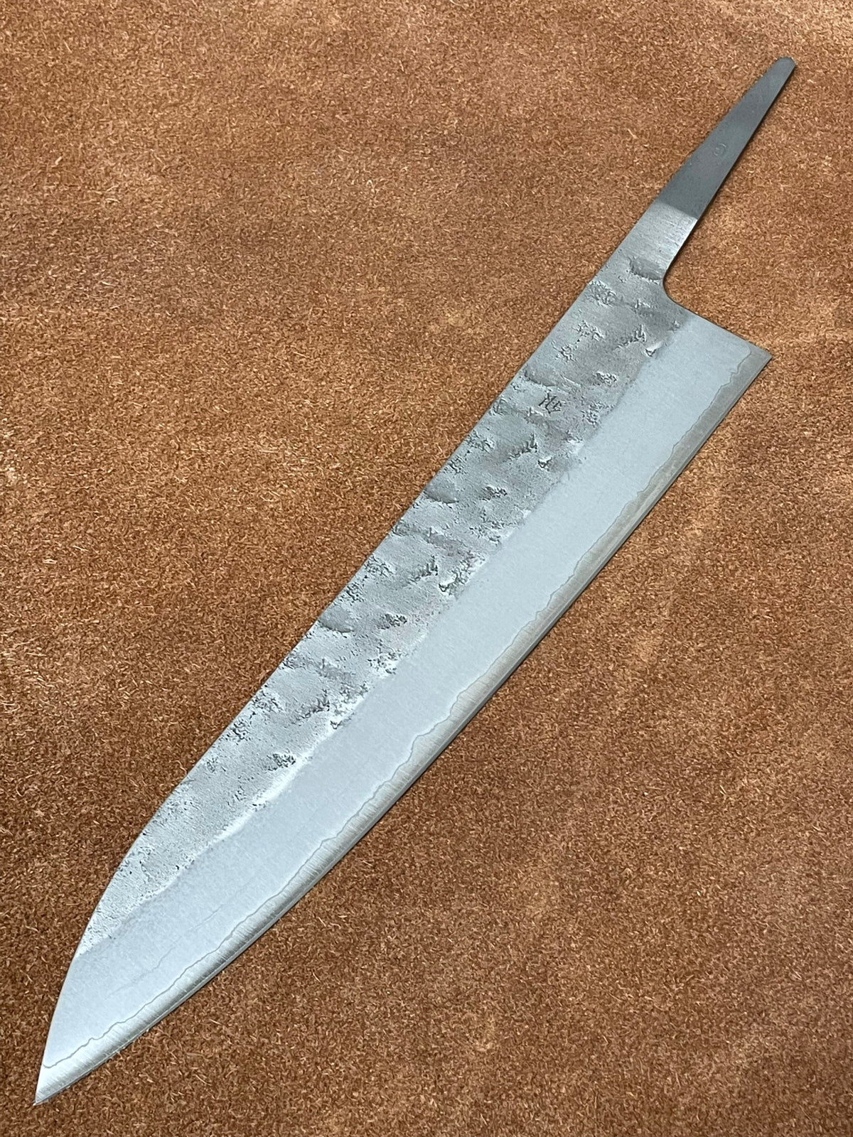 Gyuto 240 Silver3 japanilainen käsin taottu veitsenterä