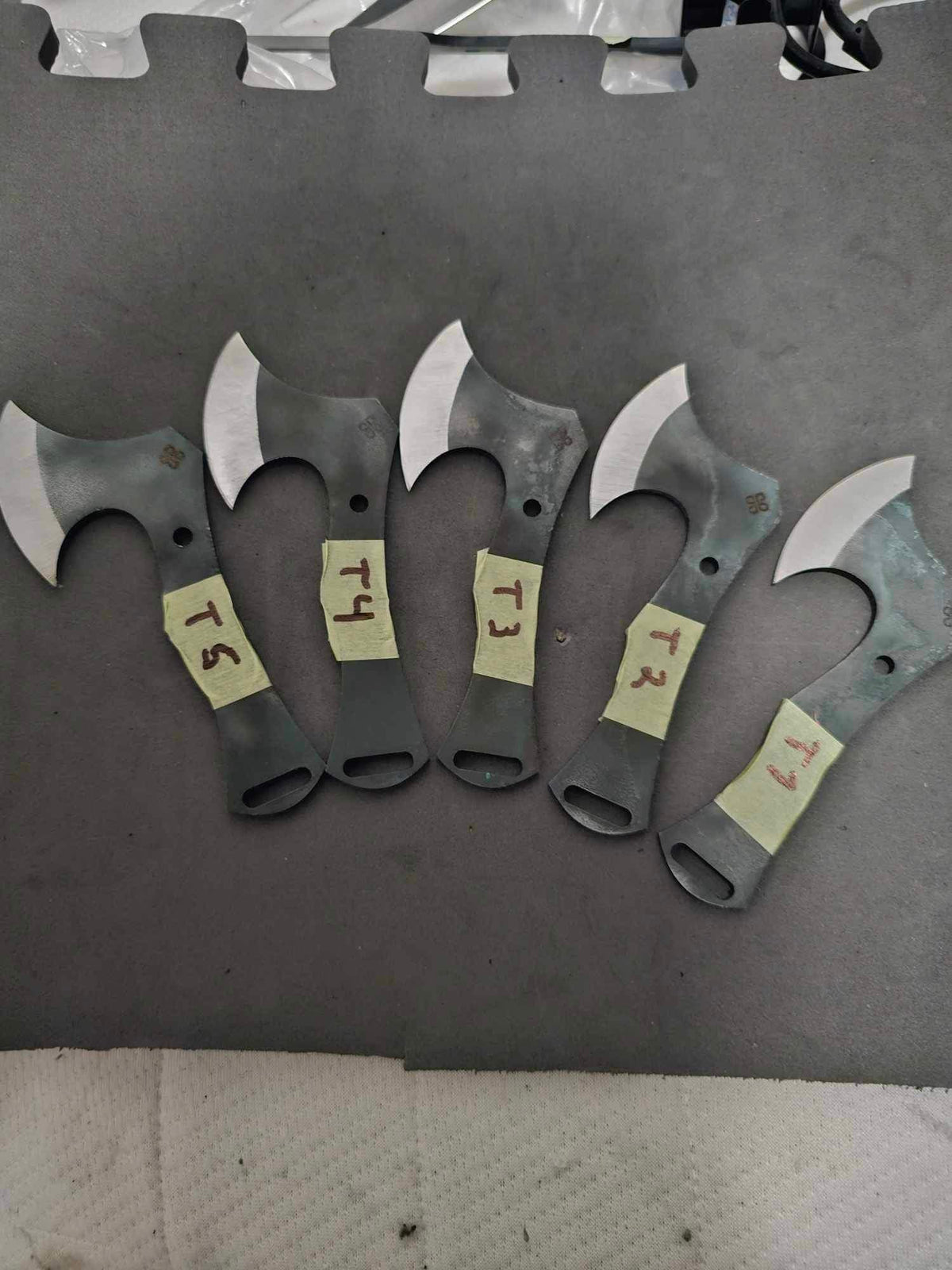 Tomahawk-retkikirves AEB-L Clover Blades