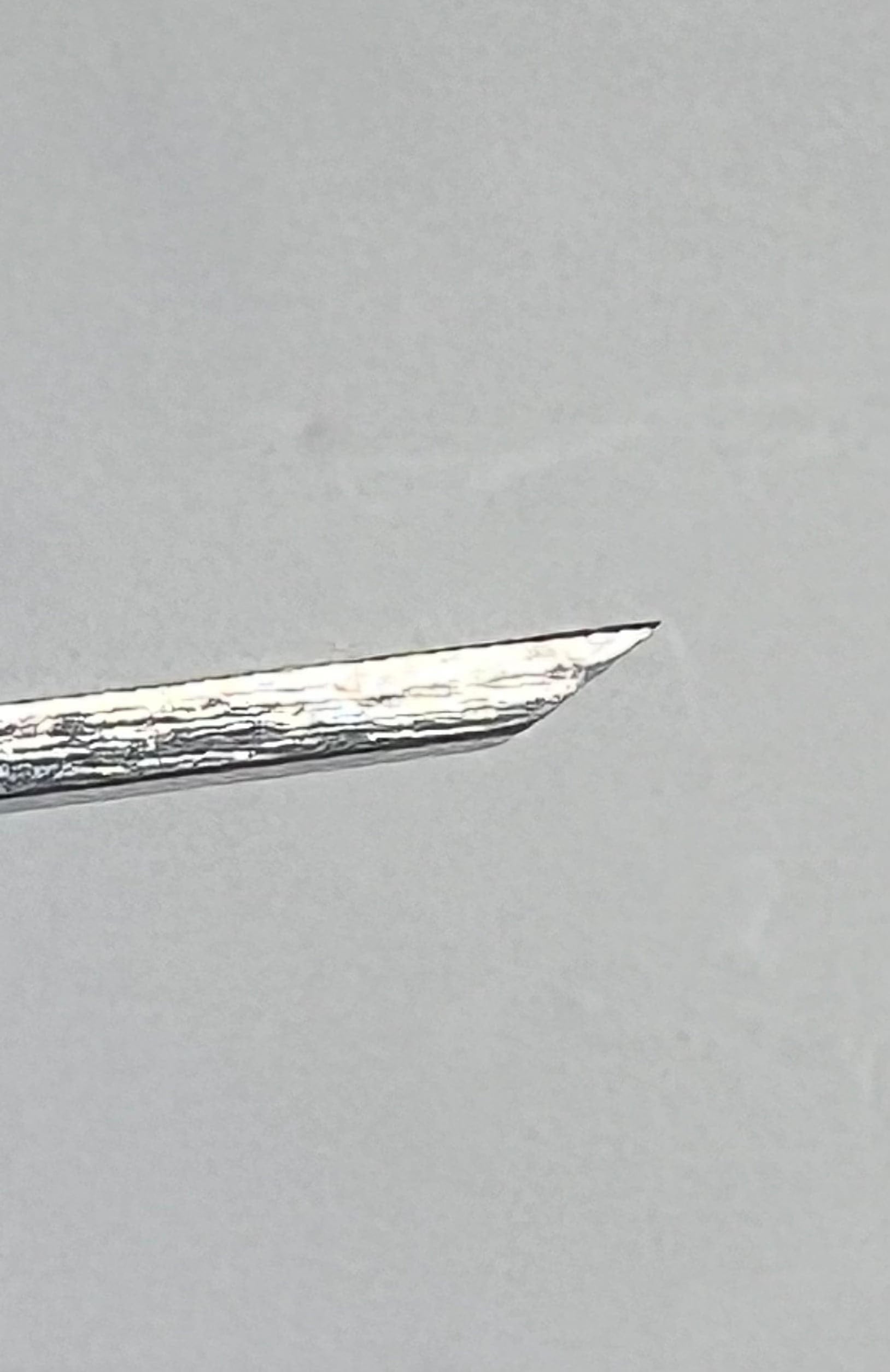 Puuntyöstötaltta 75x3 mm suora tasataltta P1/03 pallokahvalla