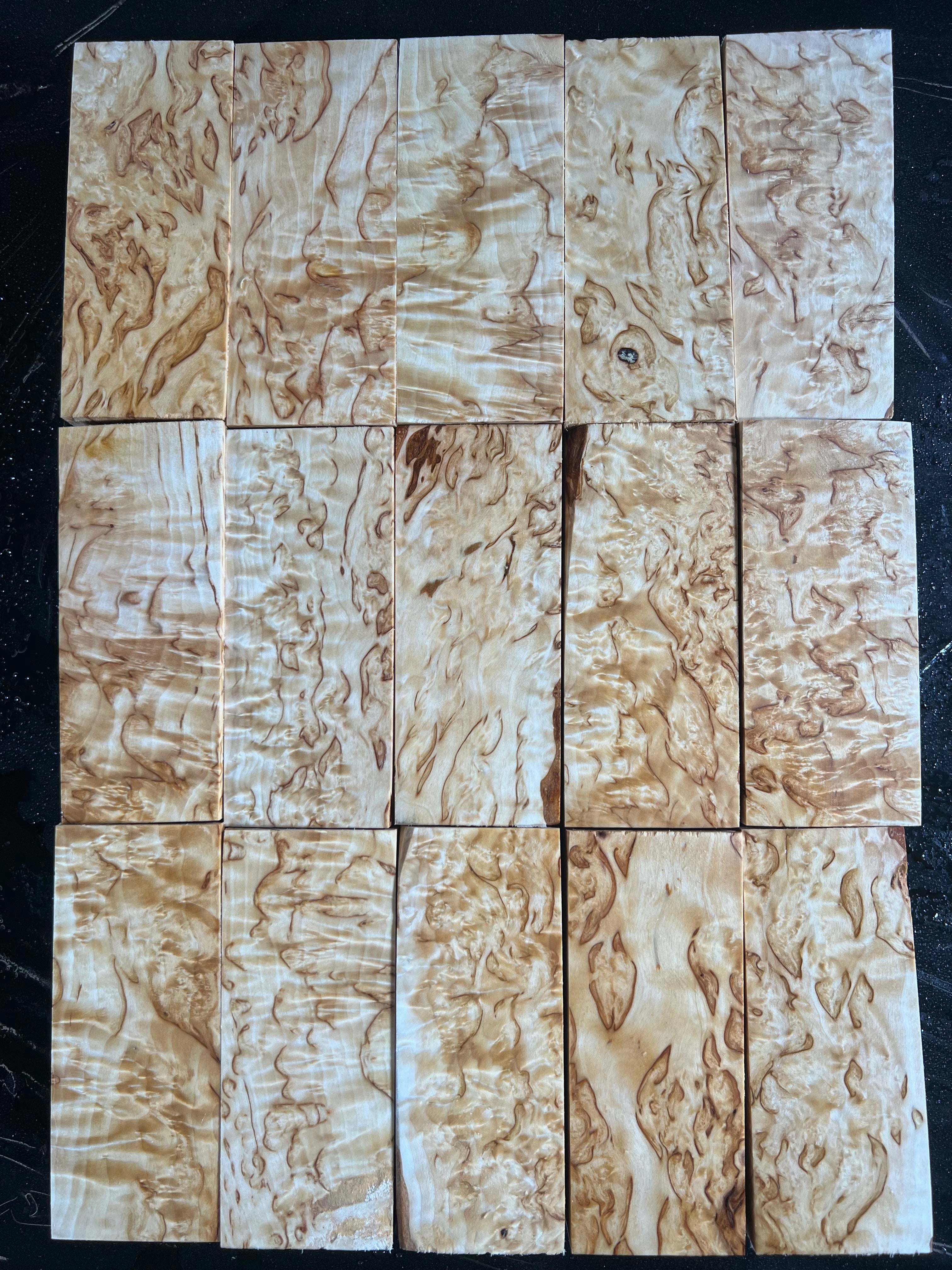 Luonnonvärinen visakoivu, erittäin suuri n. 40x50x120 mm