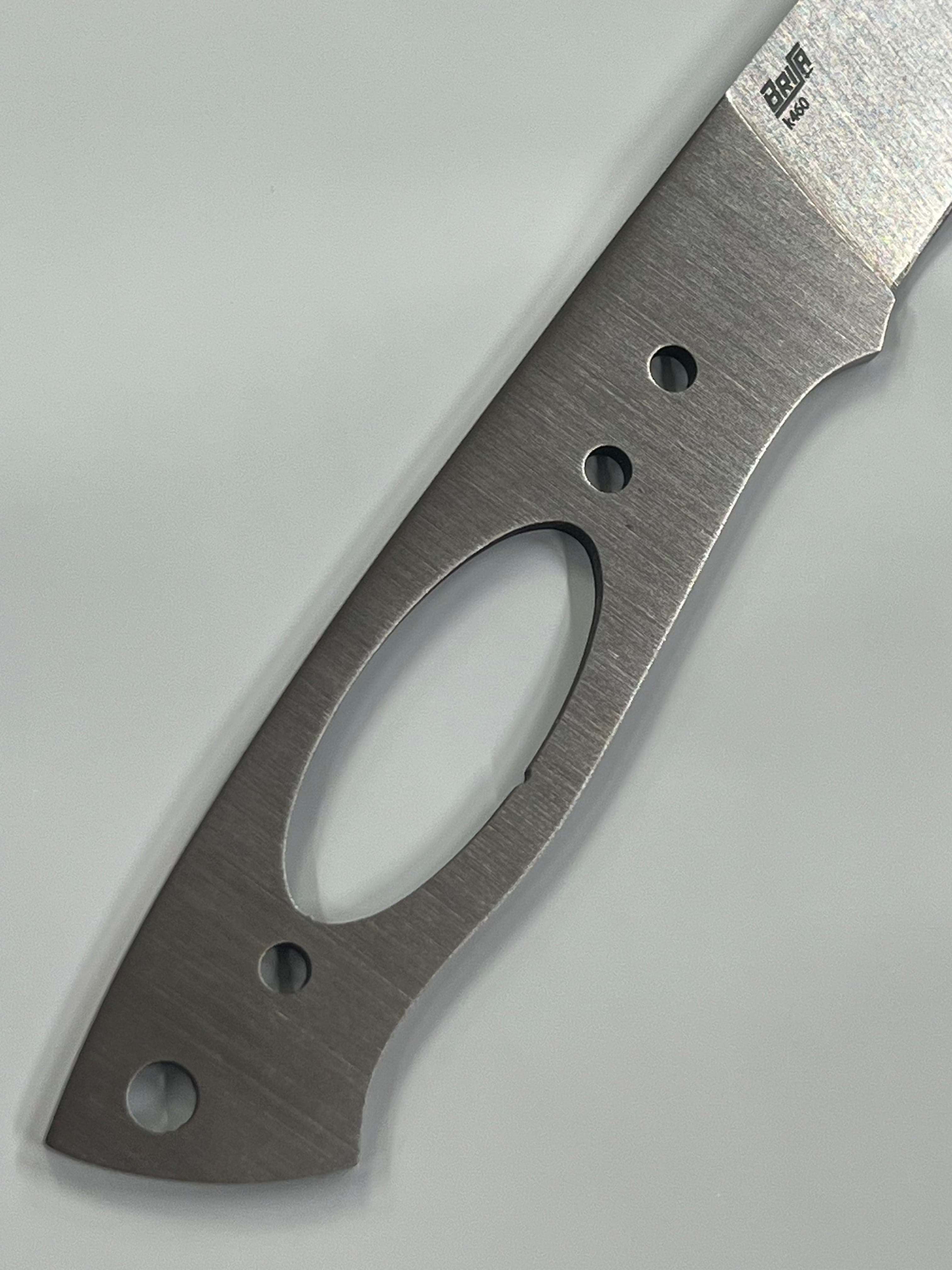 Brisa Trapper 95 Flat O1-teräs