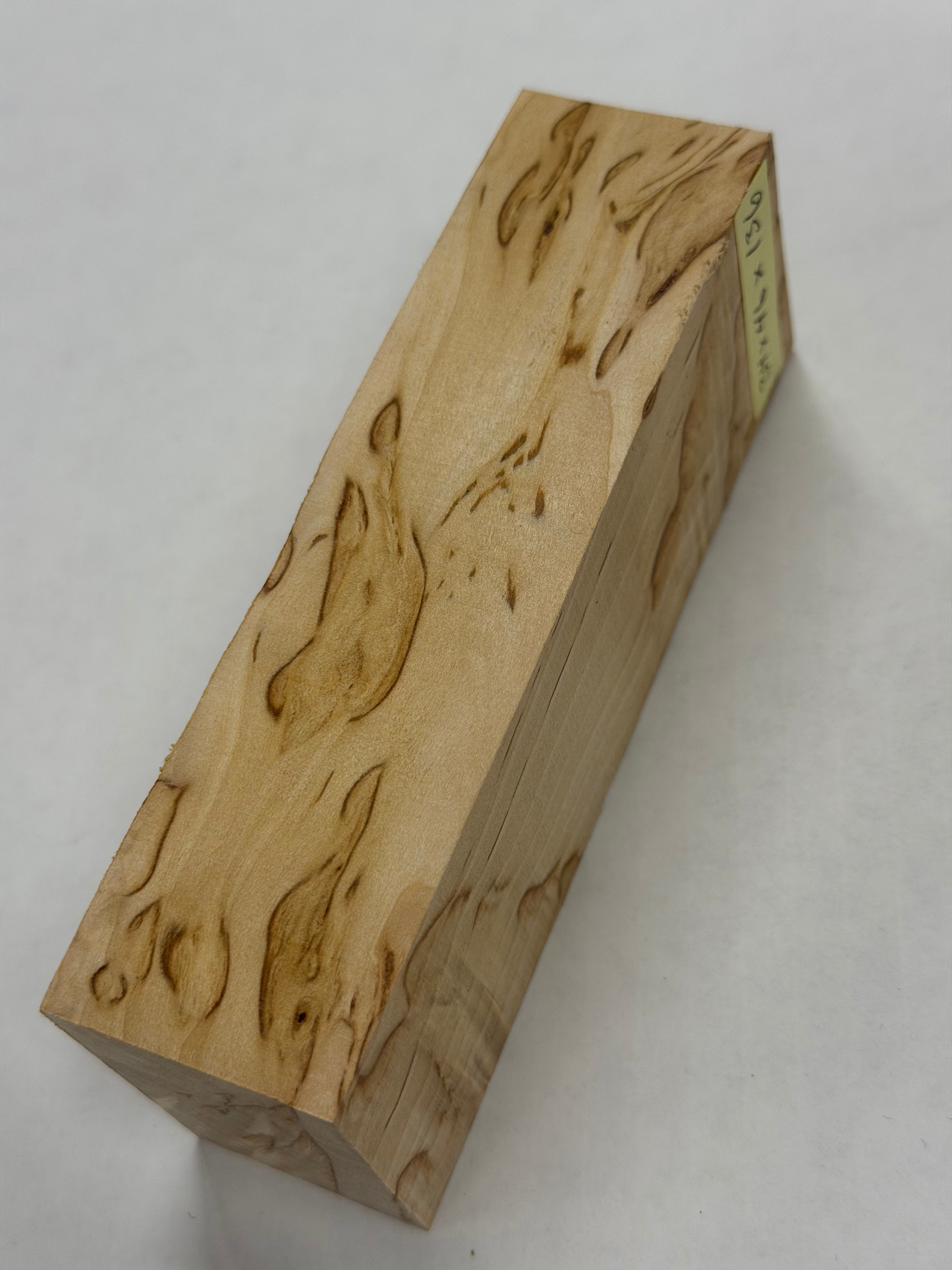 Visakoivu VBX-13;  36x46x136mm