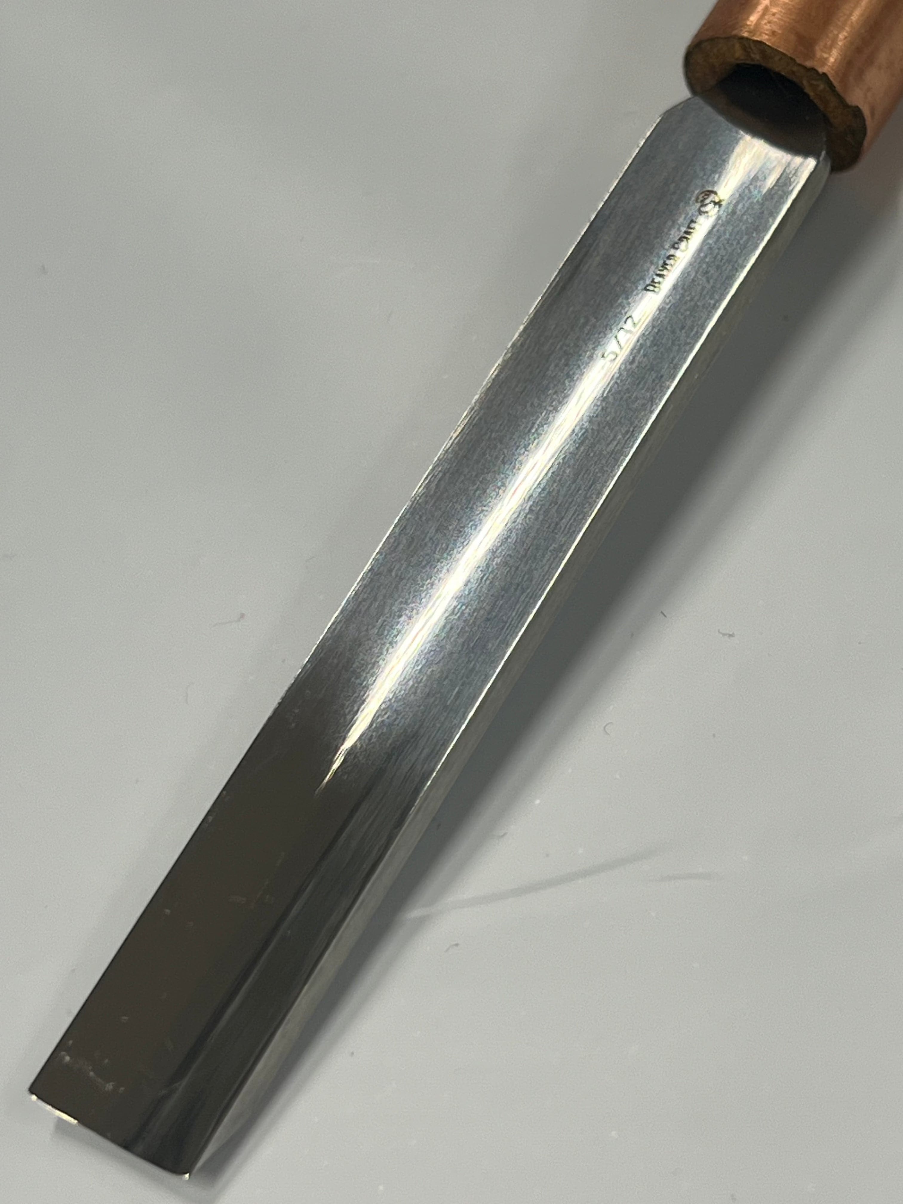 Puuntyöstötaltta 80x12mm suora pyöristetty taltta K5/12