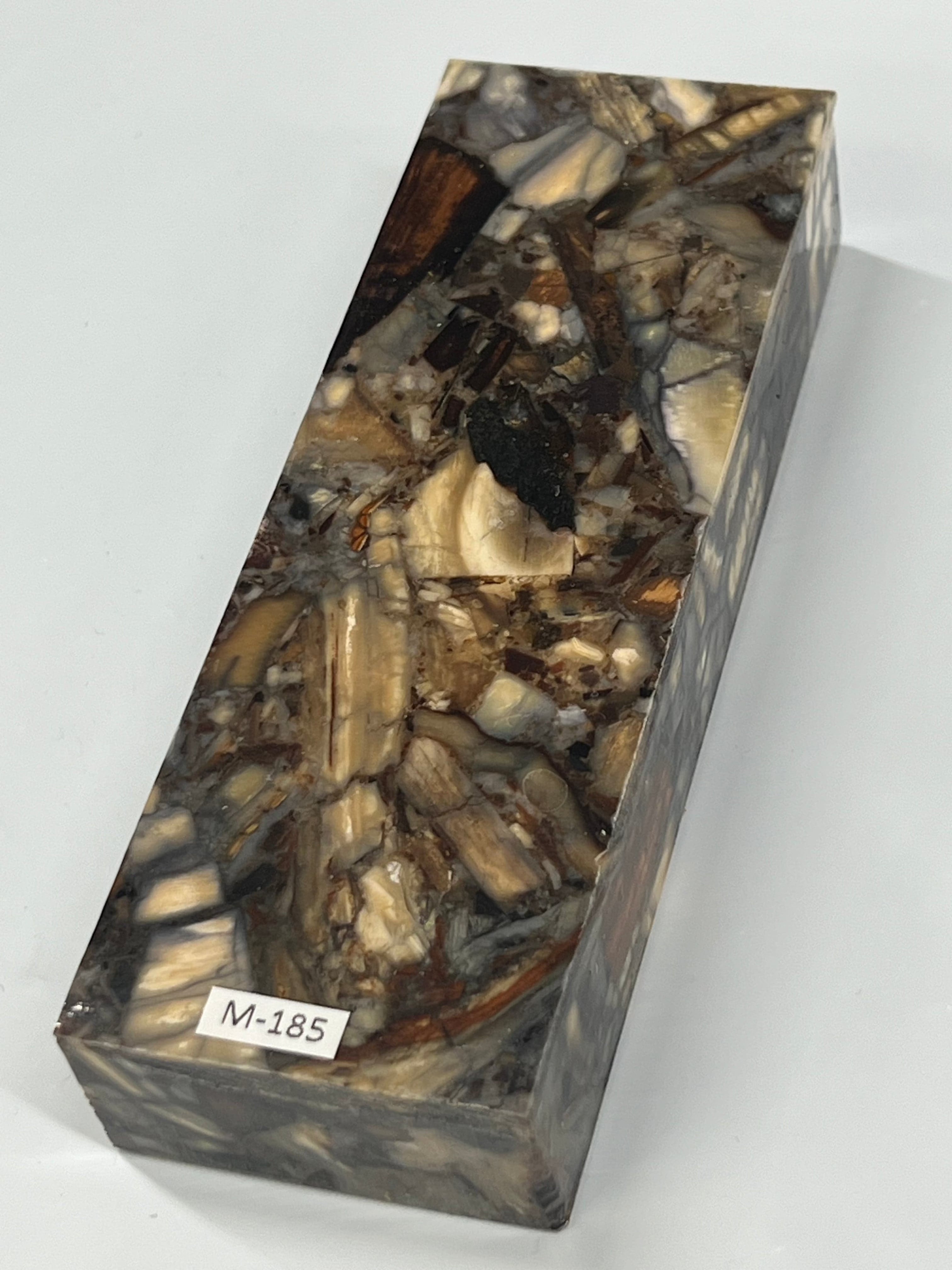 Mammutista valmistettu kahva-aihio M185 Fusion block