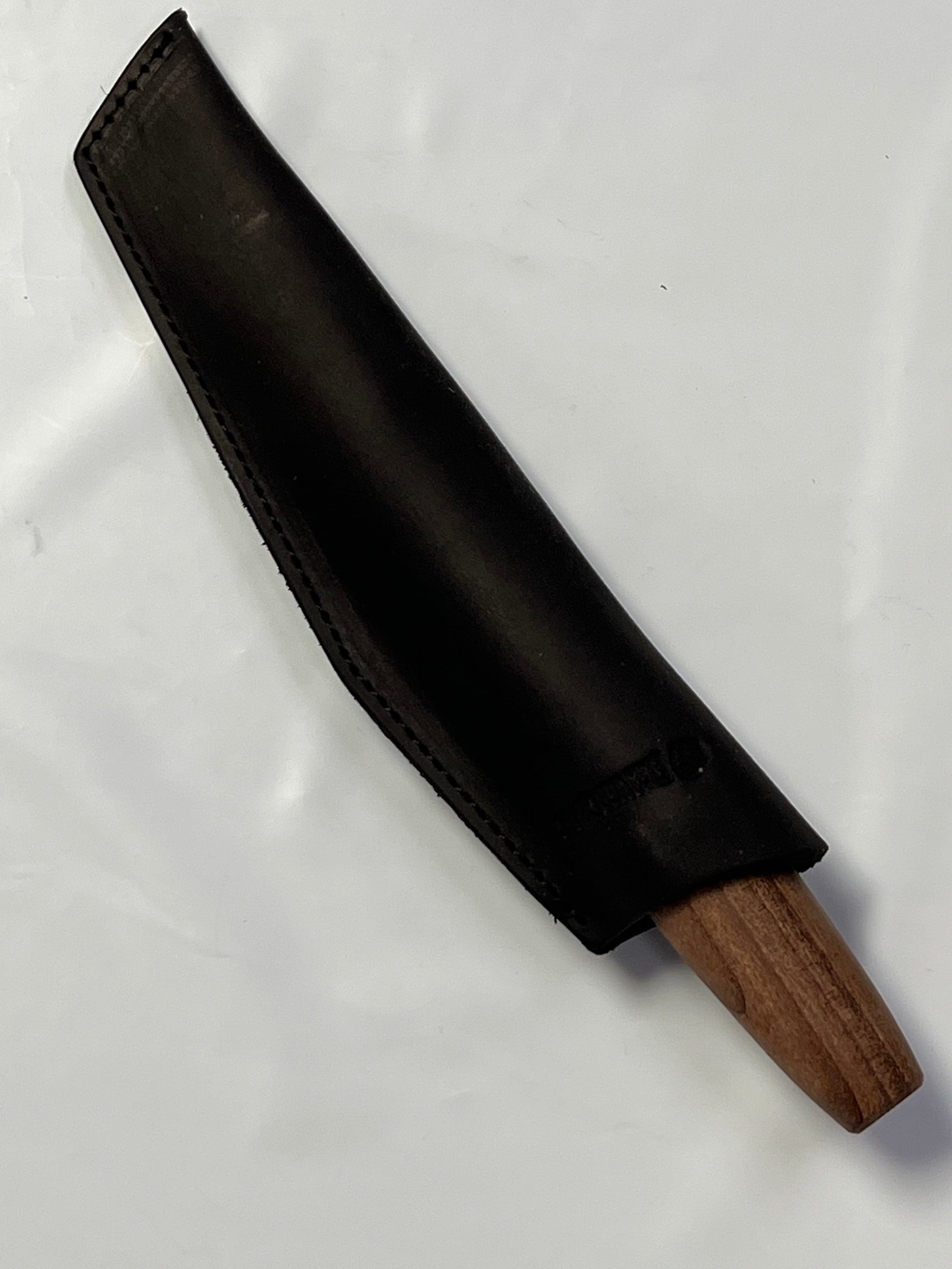 Puunveistoveitsi 78 mm C4X nahkatupella Beaver Craft