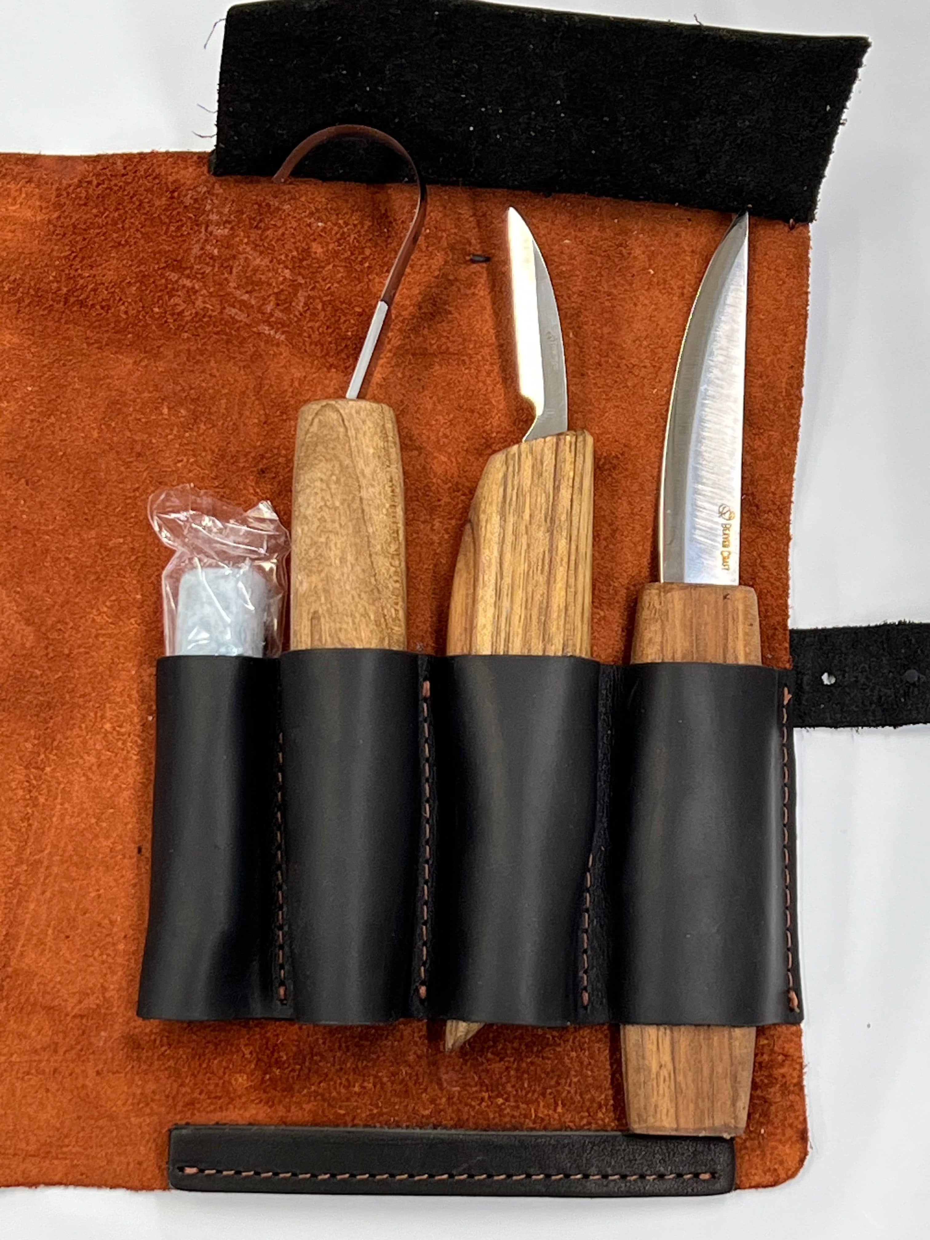 Puunveistotyökalusarja nahkakotelossa S13X Beaver Craft