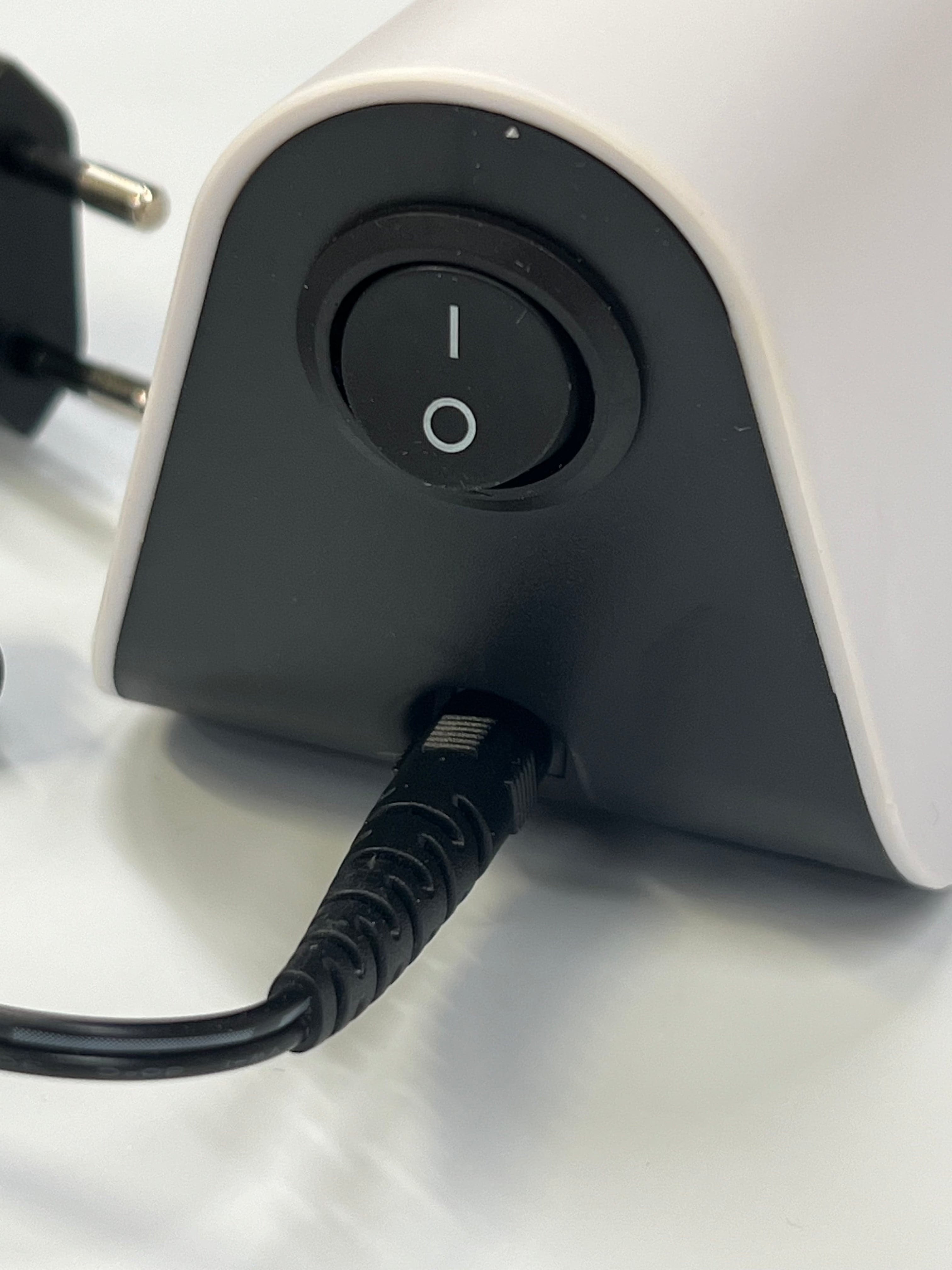 Sähkökäyttöinen veitsenteroitin RISAM RE002