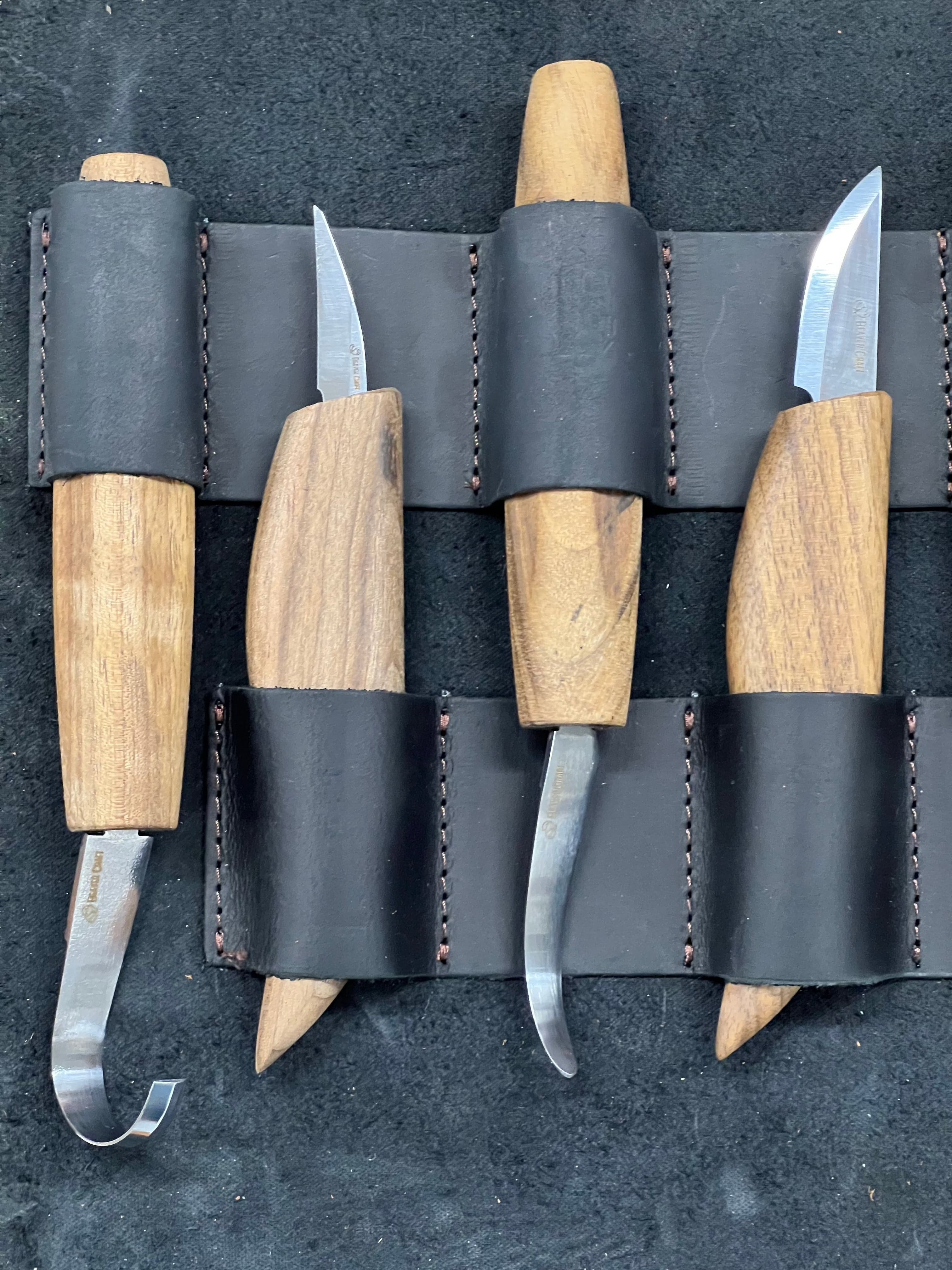 Puuntyöstösetti nahkaisessa olkalaukussa S50X Beaver Craft