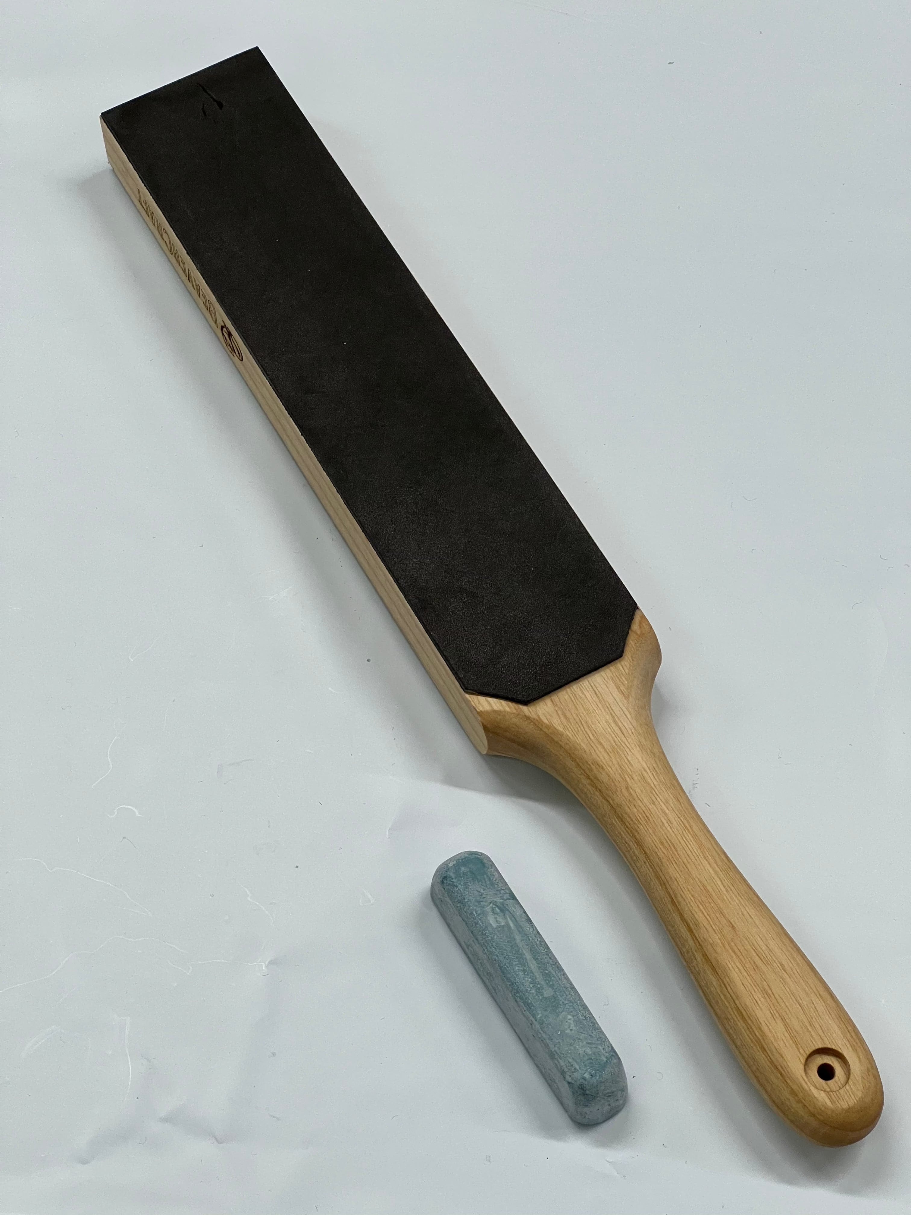 Kaksipuolinen nahkastroppi 220x50 hiomatahnalla LS6P1