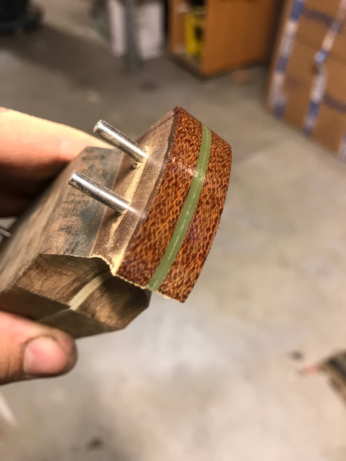 Micarta-levy kahvamateriaaliksi