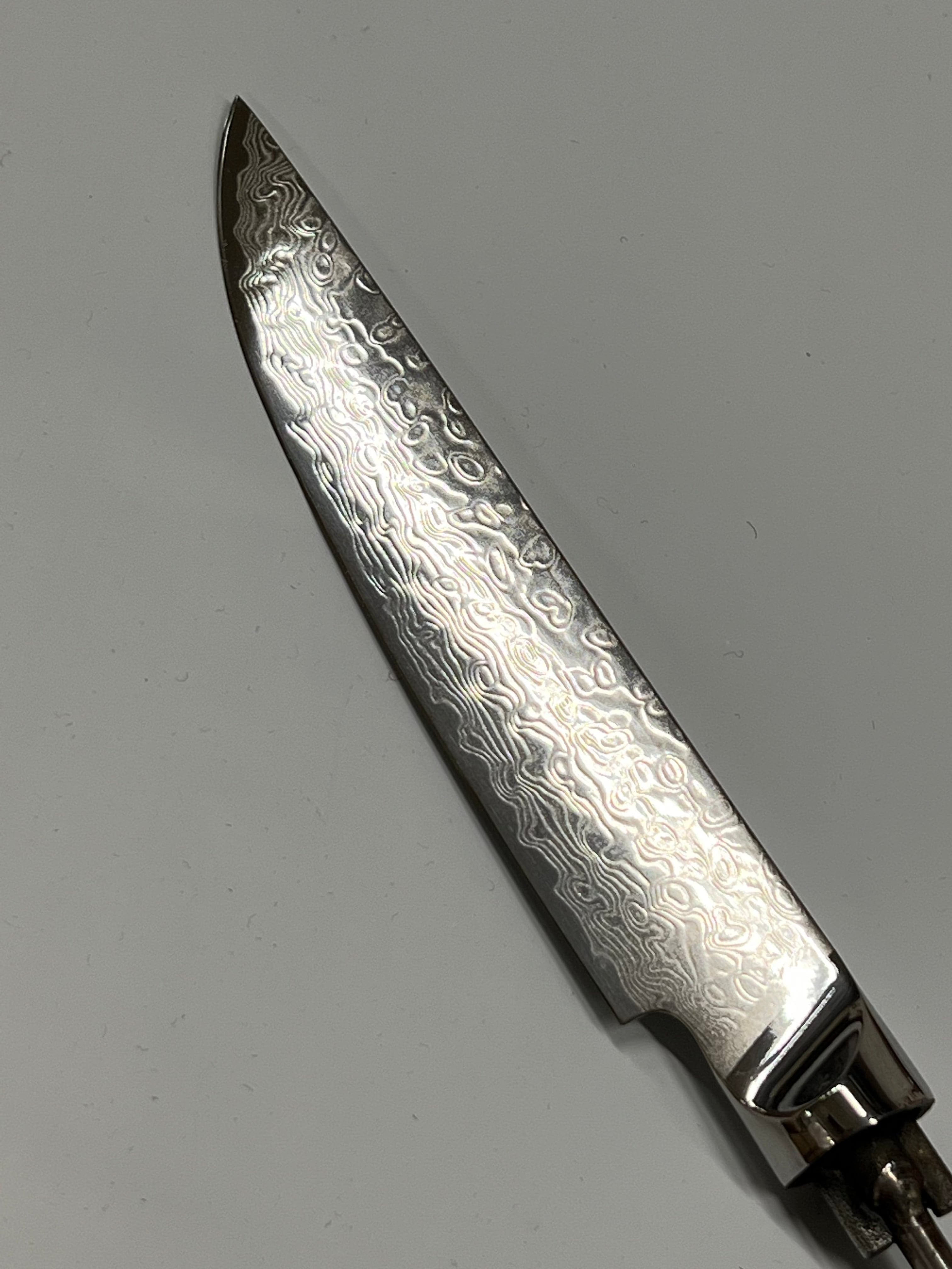 Pihviveitsen terä 5" (141 mm) - VG10-damaskiteräksinen kokkiveitsi