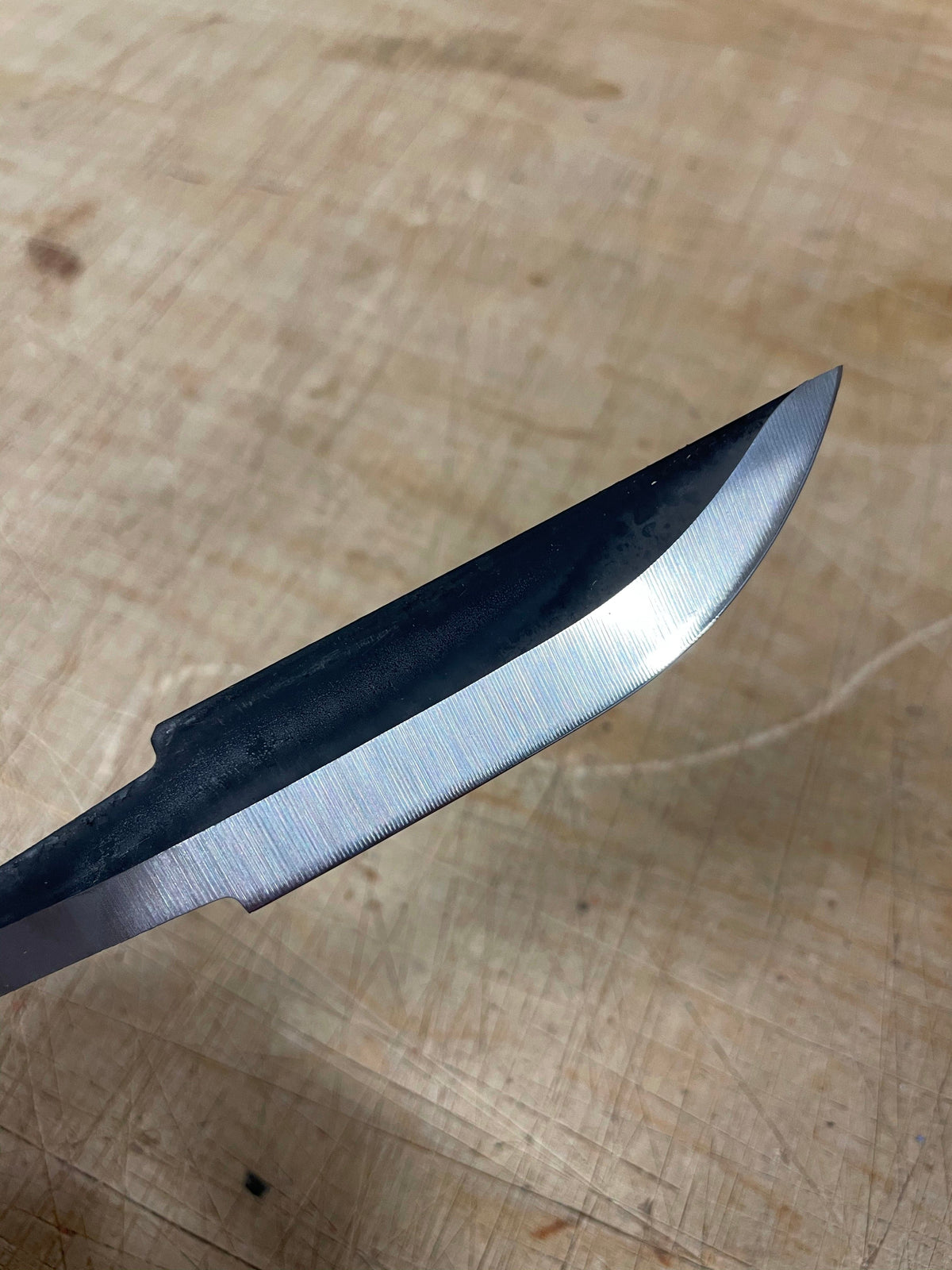 77 mm leuku