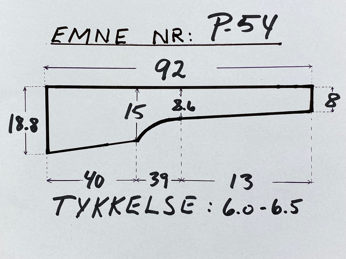 Kiväärin tukkiaihio turkkilaista pähkinäpuuta, luokka 4 P-54