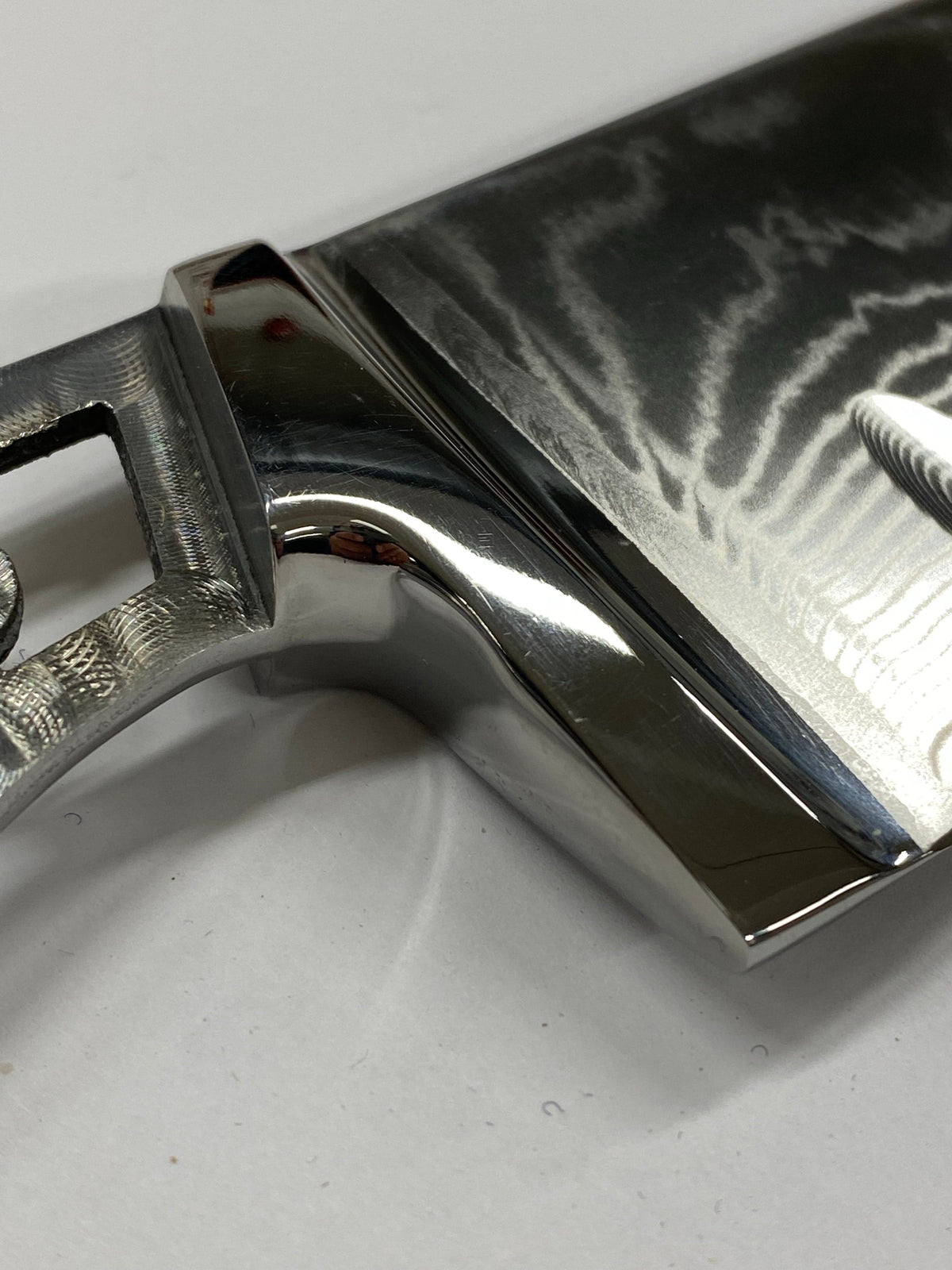 Santoku - VG10 Damask-kokkiveitsi FT1-M