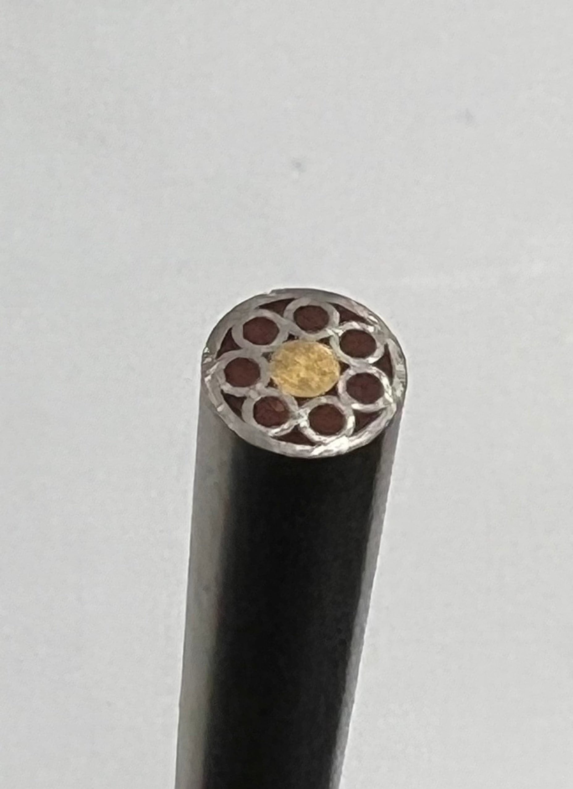 Mosaiikki-niitti 4 mm, varren koriste