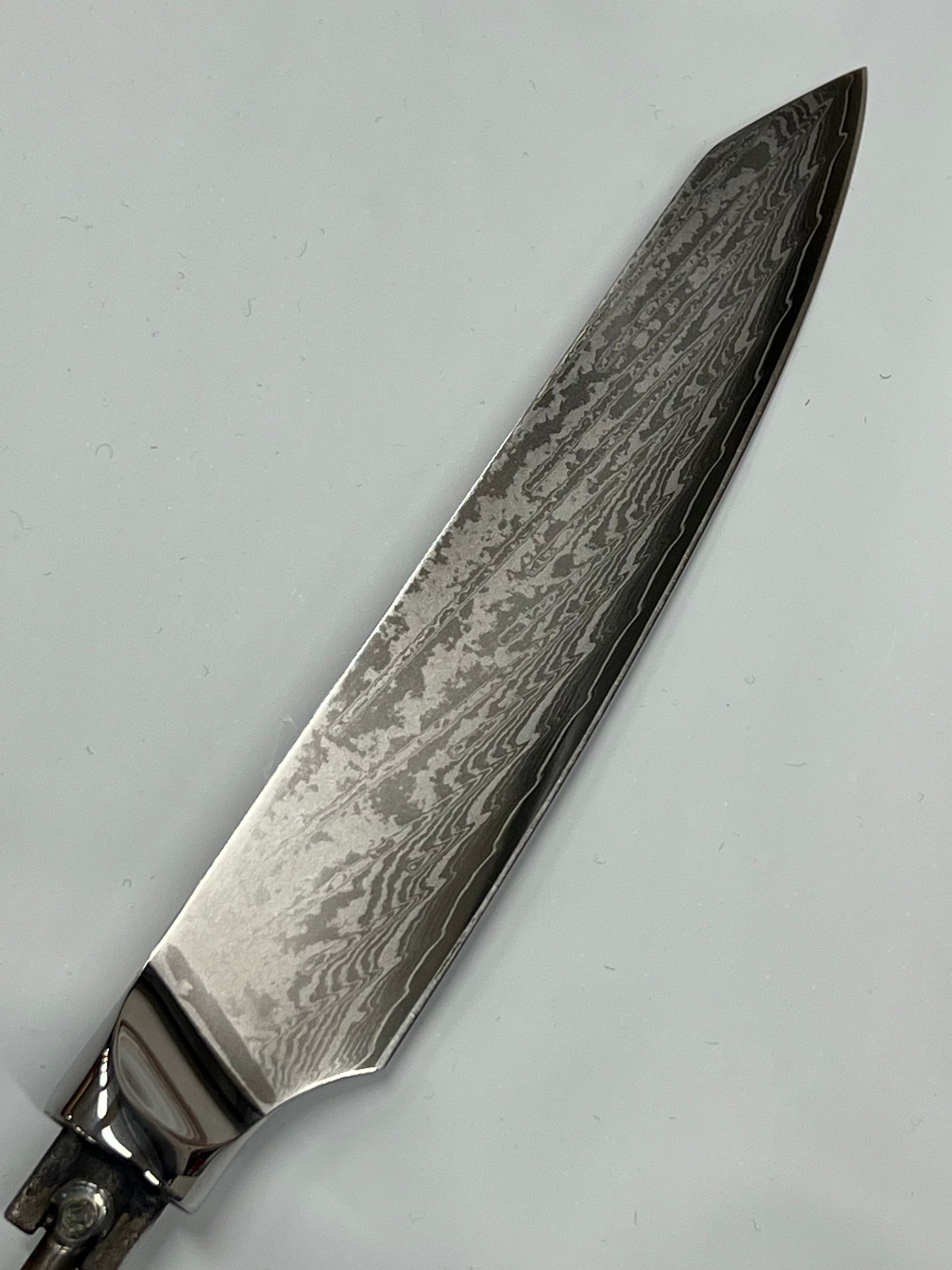 Pihviveitsi - AUS10 Damaskus keittiöveitsi 5"