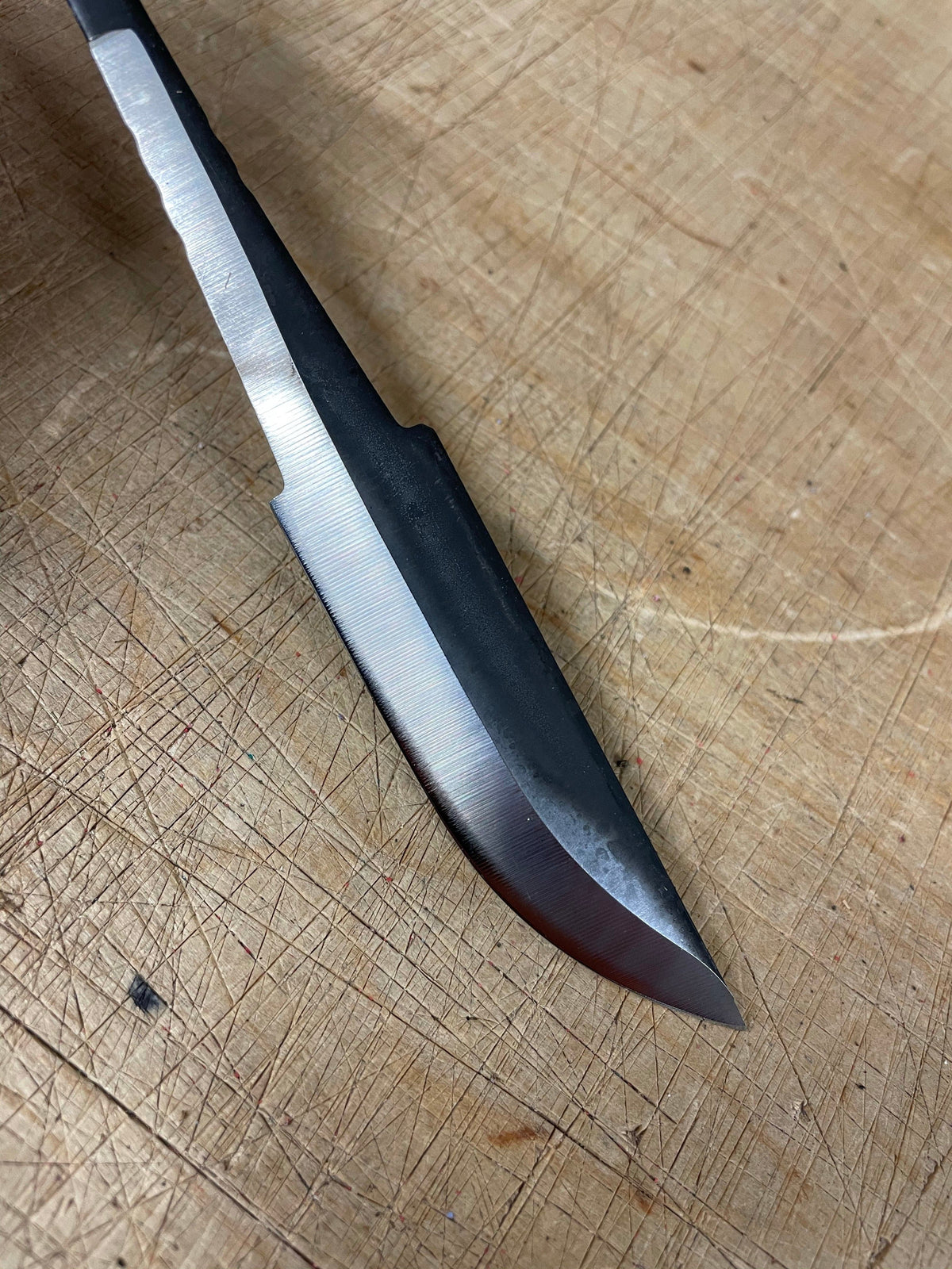 77 mm leuku
