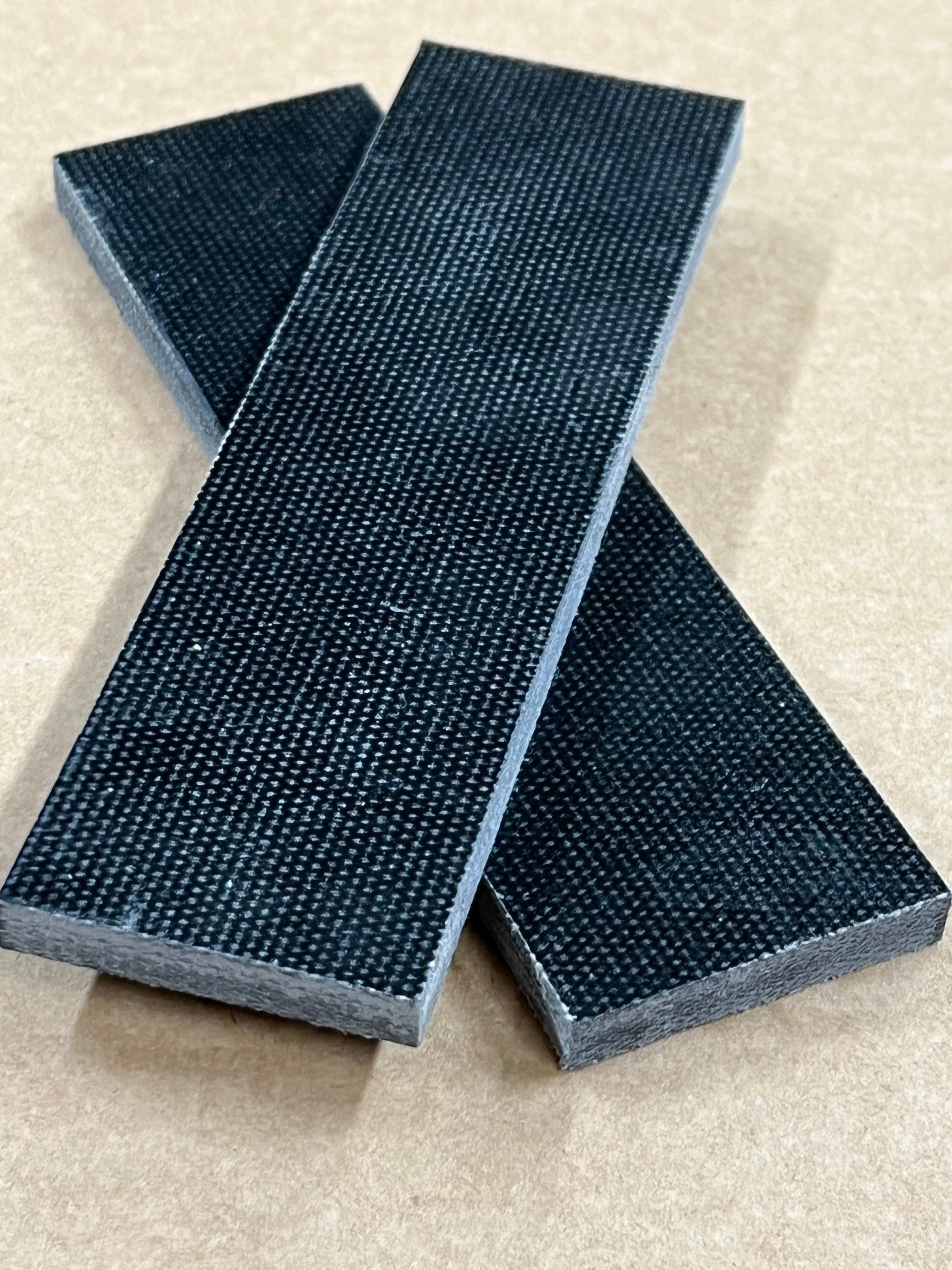 Micarta-levy kahvamateriaaliksi